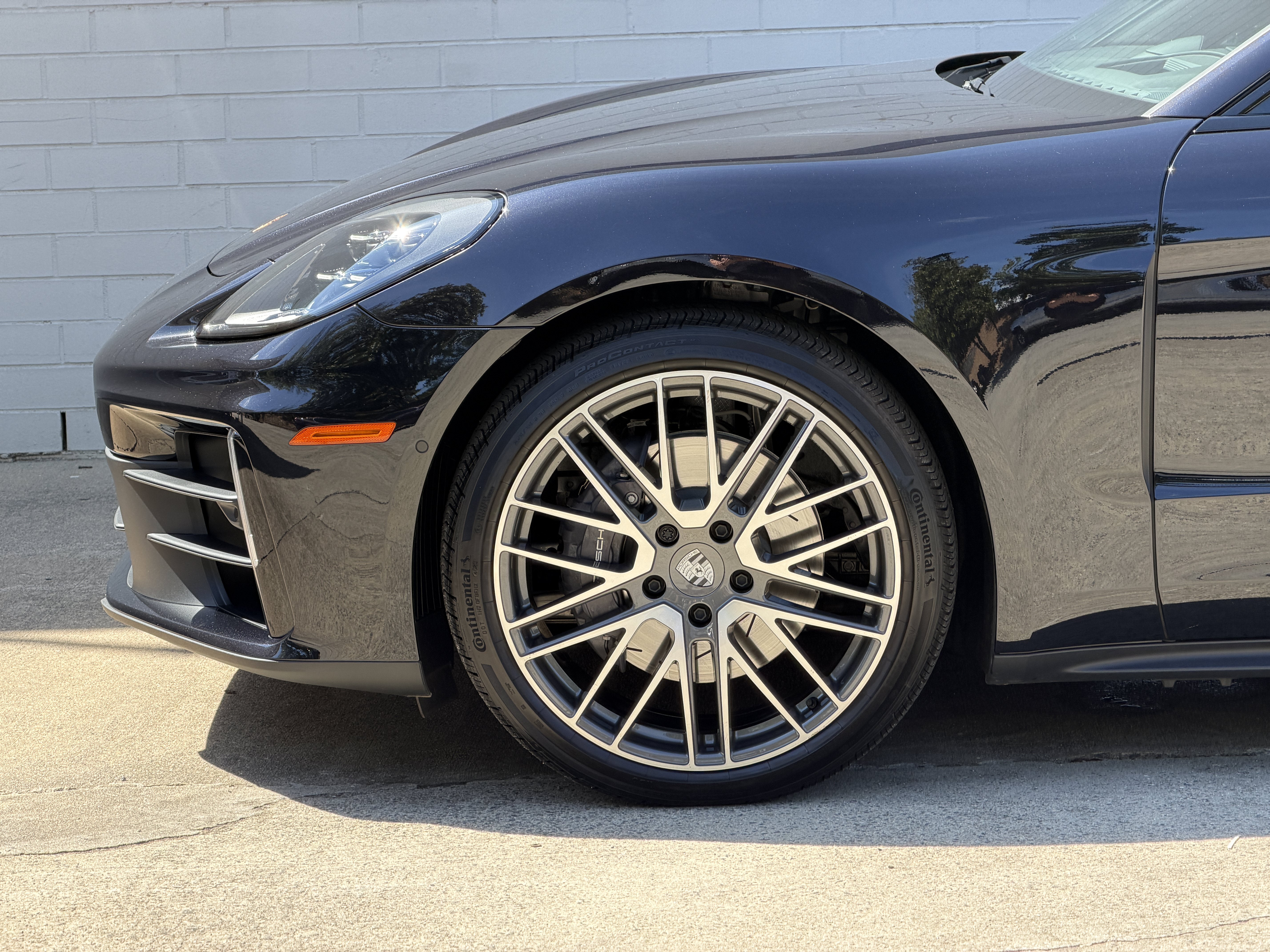 Used 2024 Jet Black Metallic Porsche 4 image 11
