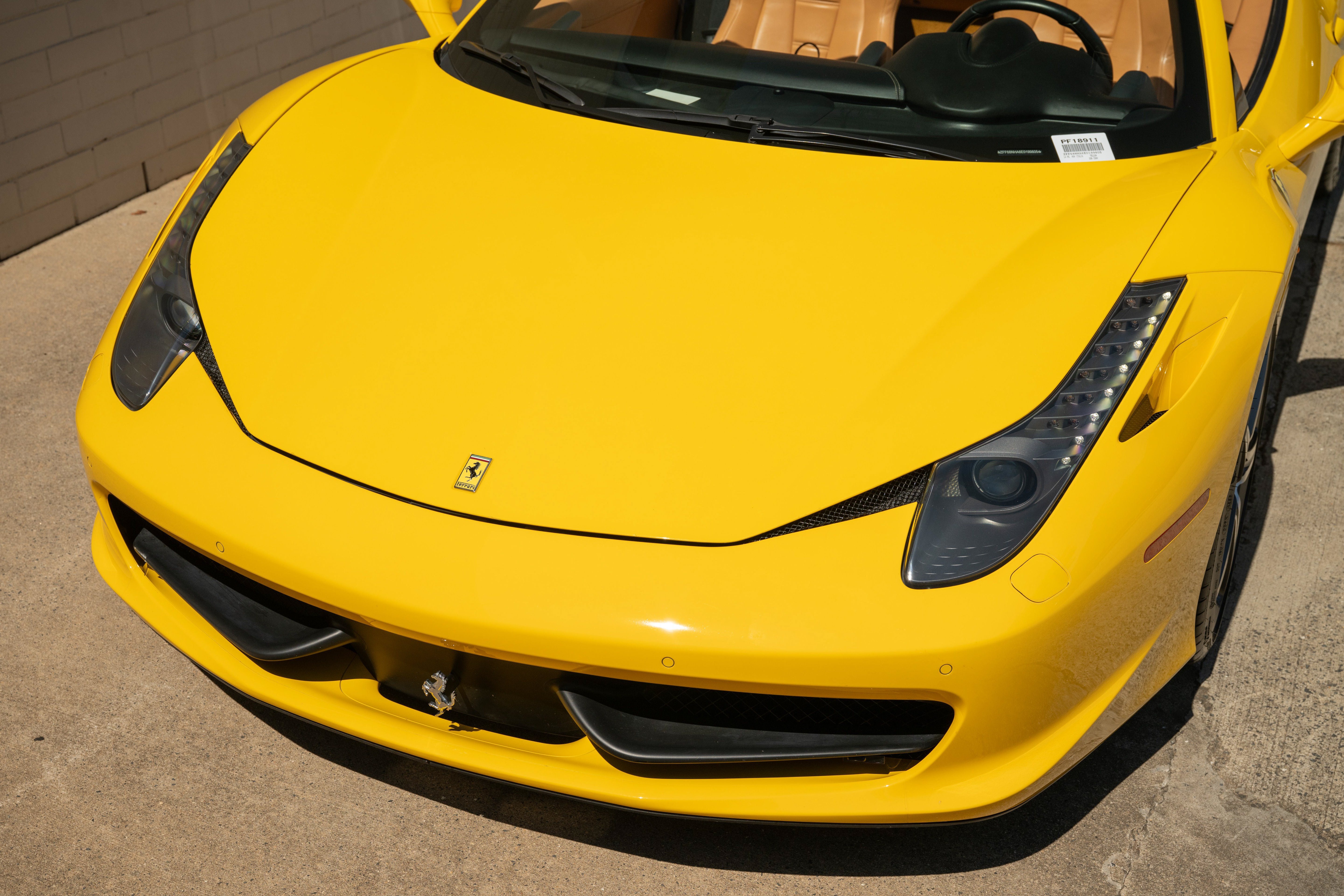 Used 2014 Giallo Modena Ferrari  image 10