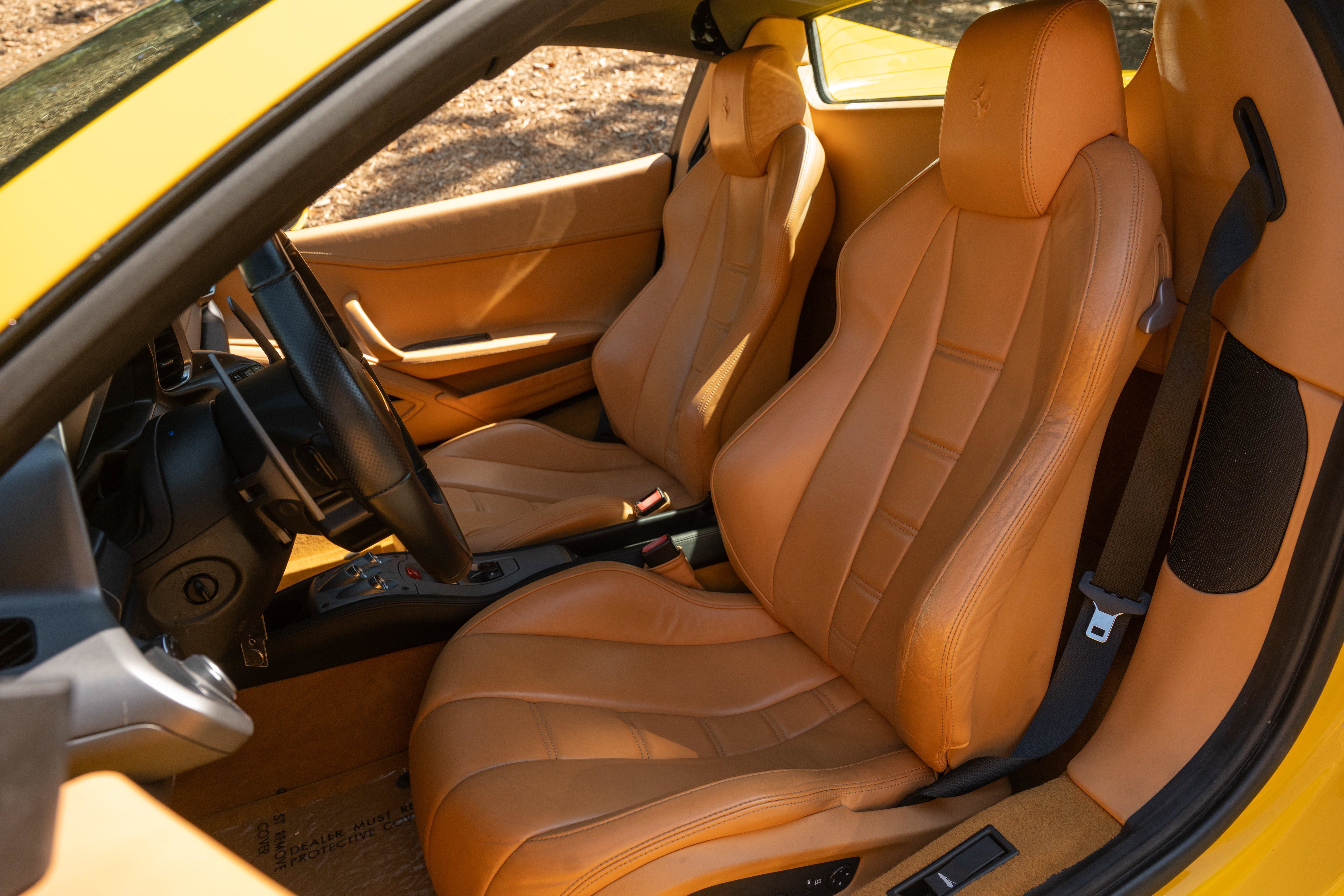 Used 2014 Giallo Modena Ferrari  image 28