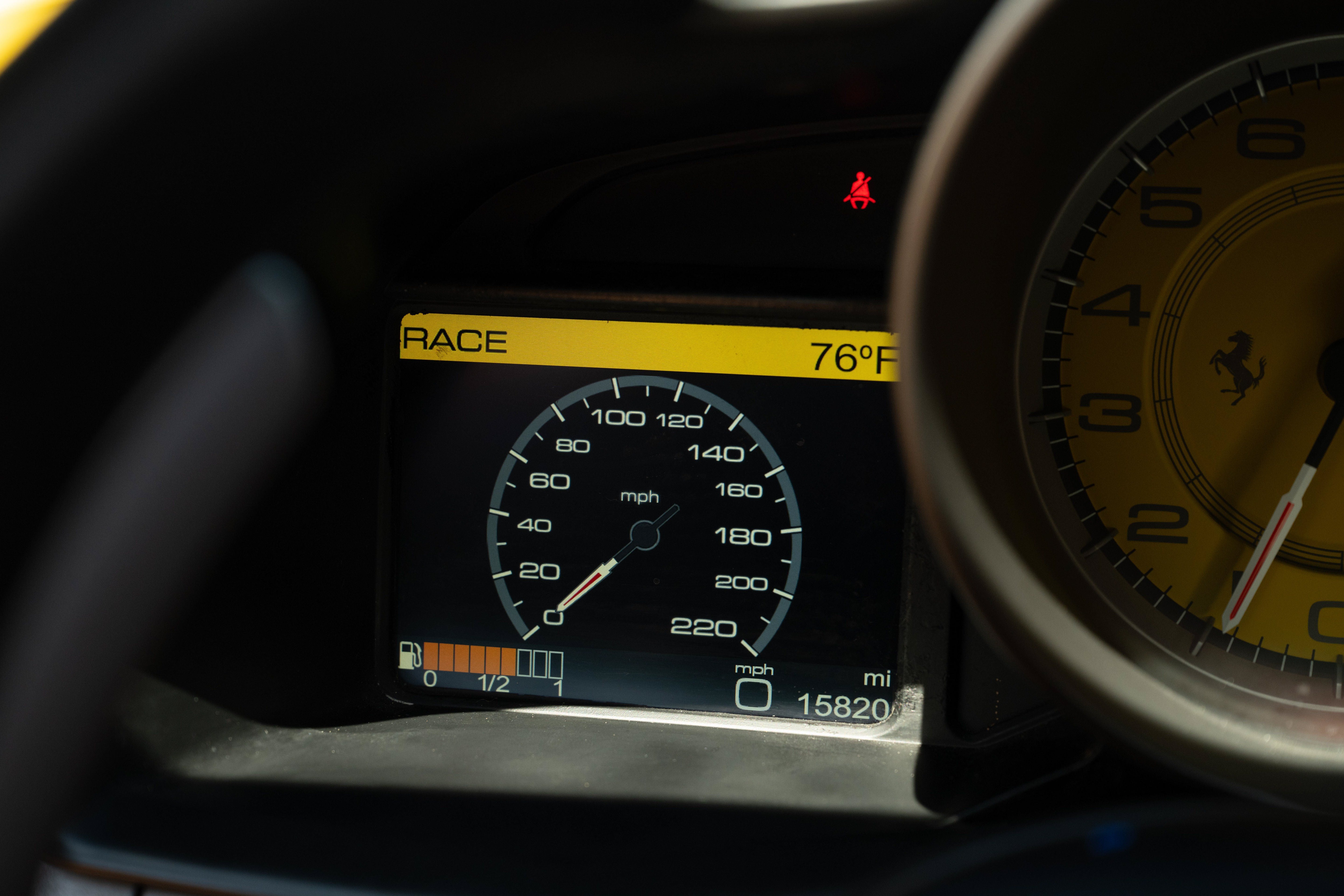Used 2014 Giallo Modena Ferrari  image 34
