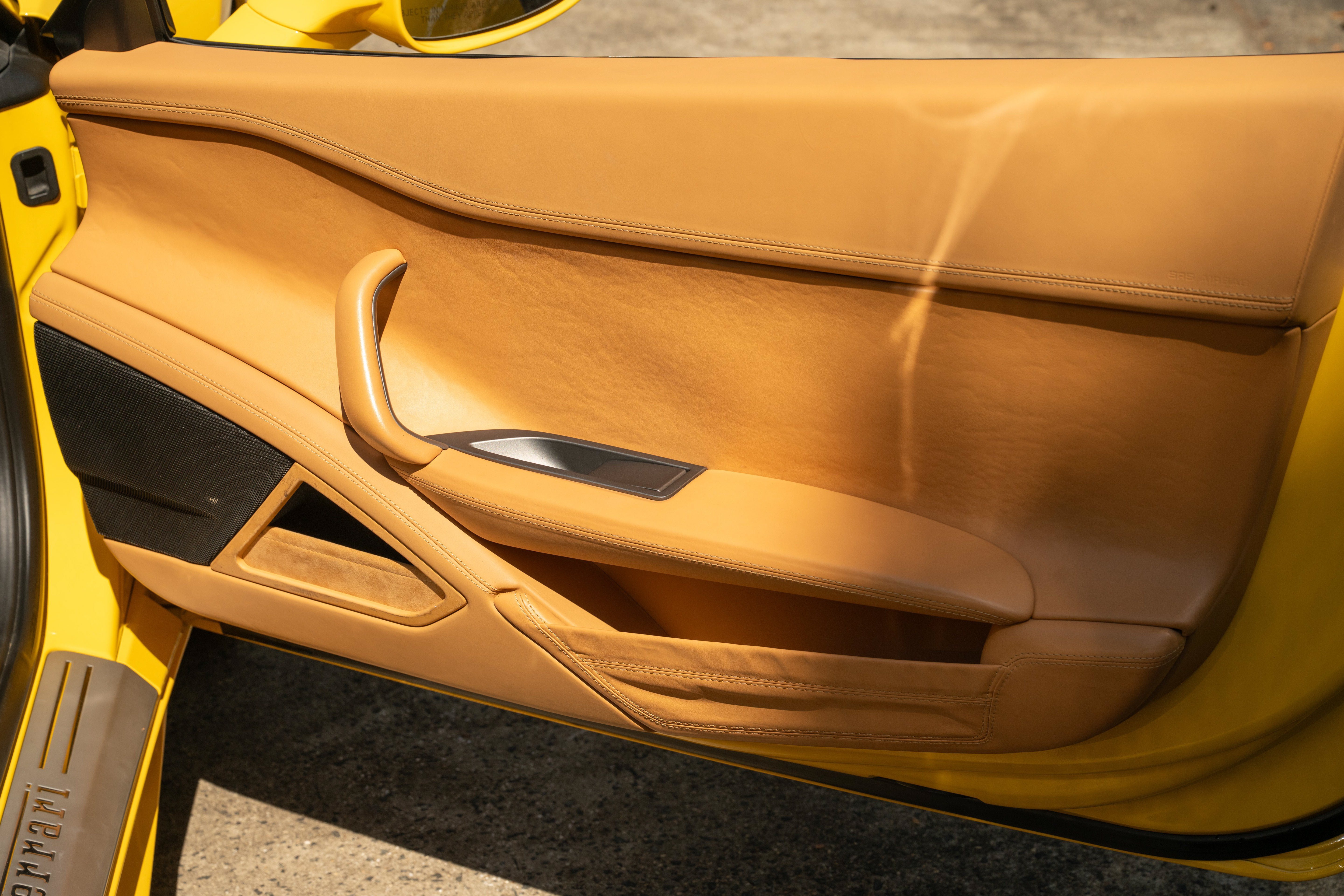Used 2014 Giallo Modena Ferrari  image 46