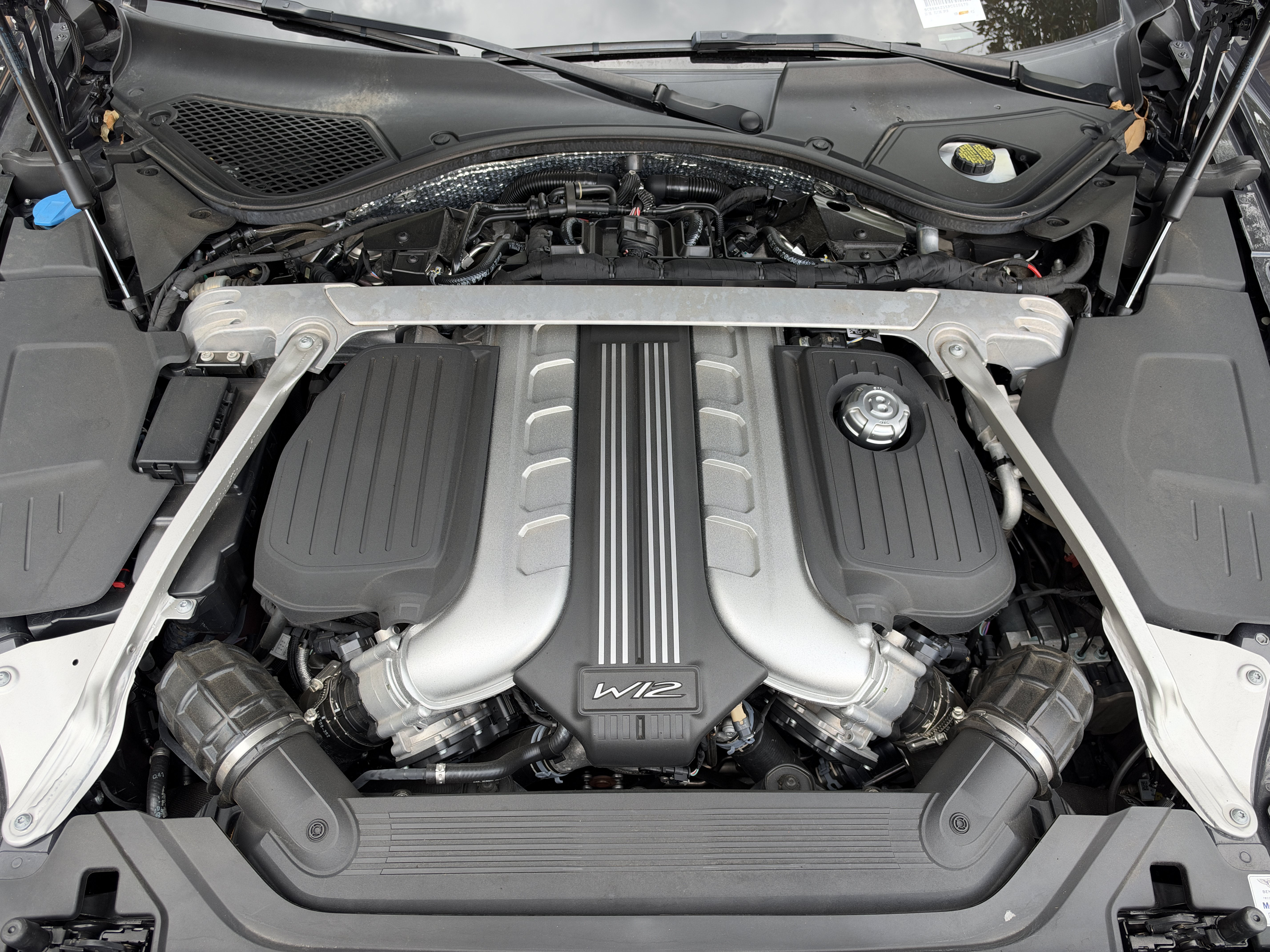 Used 2023 Titan Gray Metallic Bentley Mulliner W12 image 12