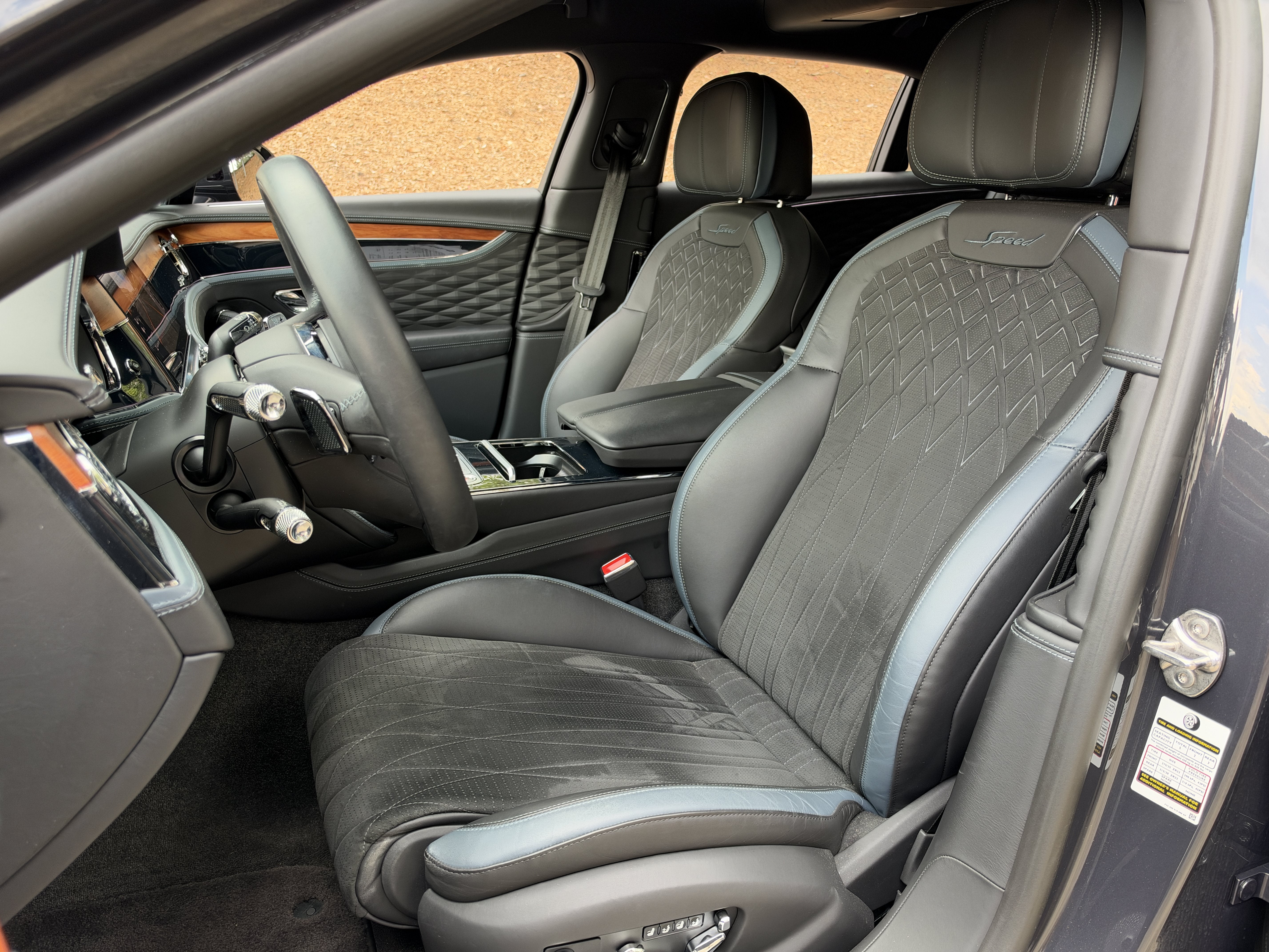 Used 2023 Titan Gray Metallic Bentley Mulliner W12 image 17