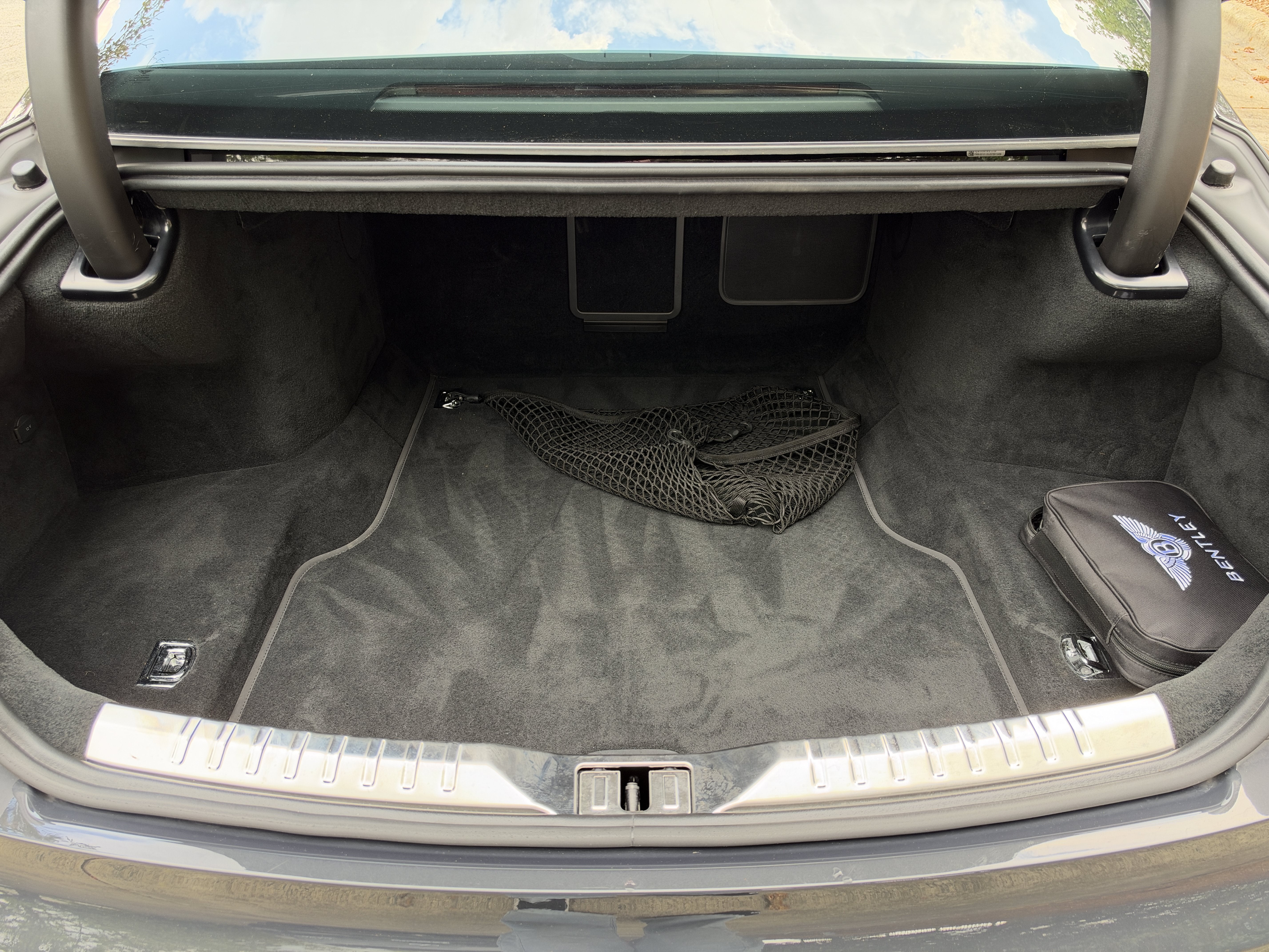Used 2023 Titan Gray Metallic Bentley Mulliner W12 image 40