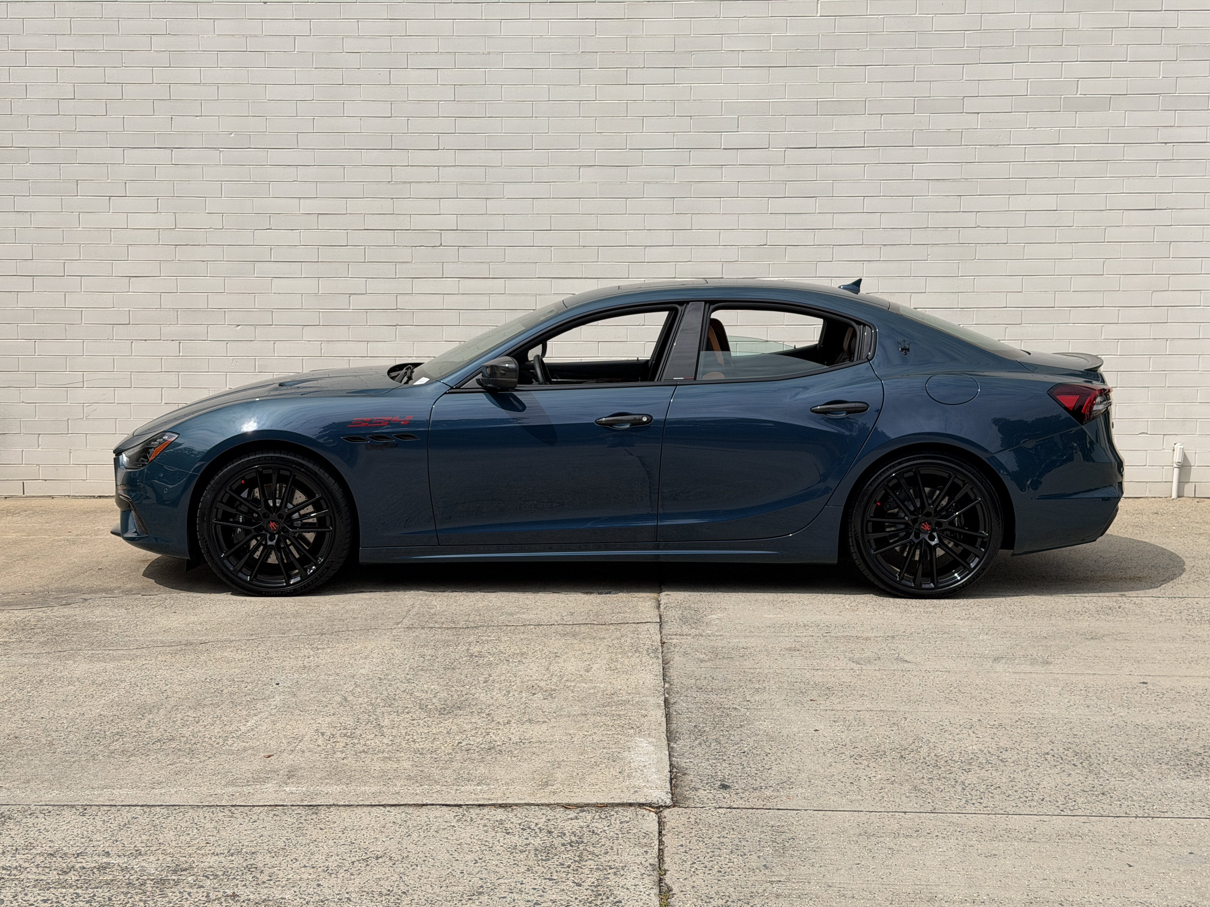 Used 2024 Blu Persia Metallic Maserati Trofeo 334 Ultima image 6