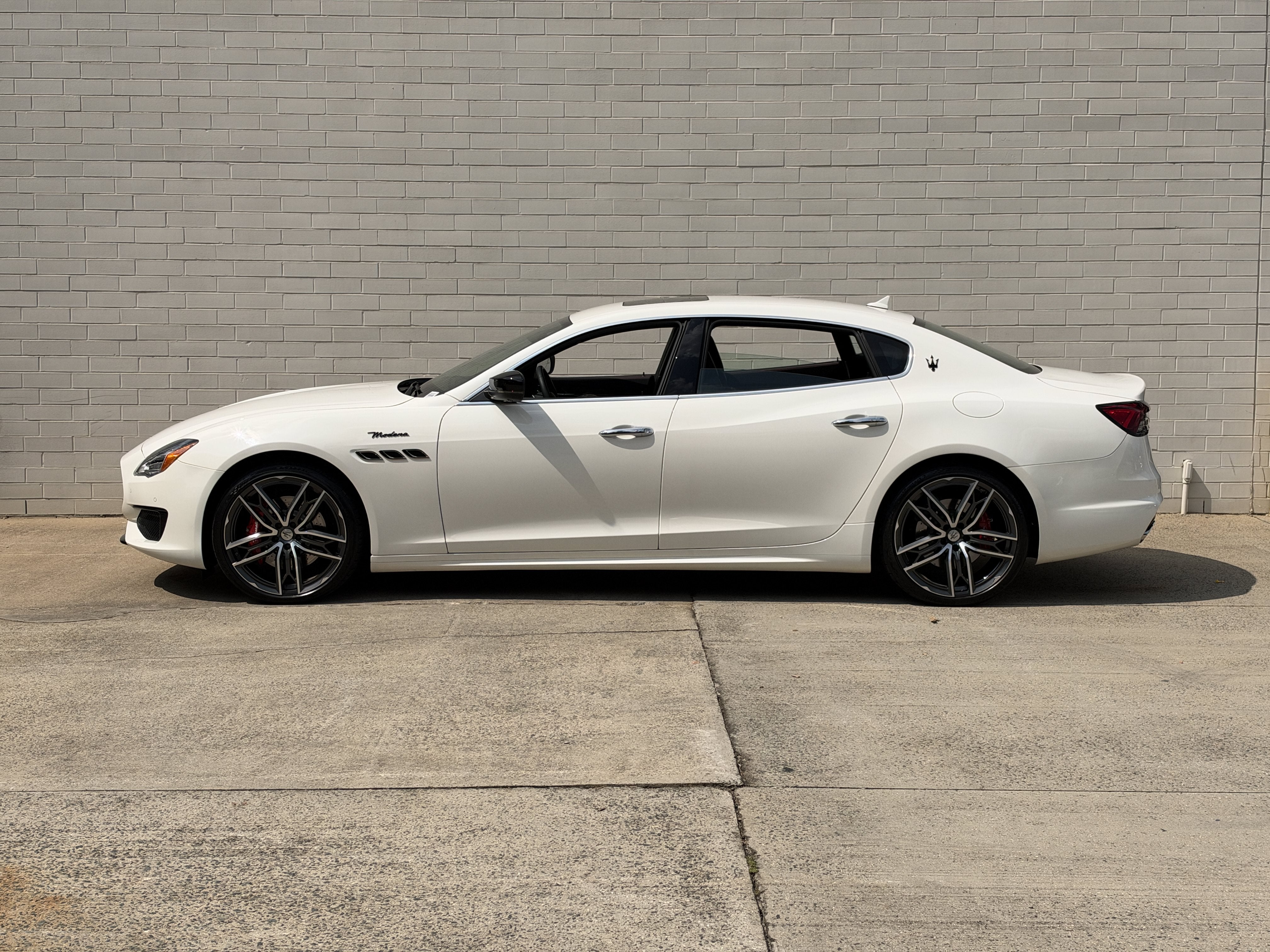 Used 2024 Bianco Maserati Modena Ultima Q4 image 6