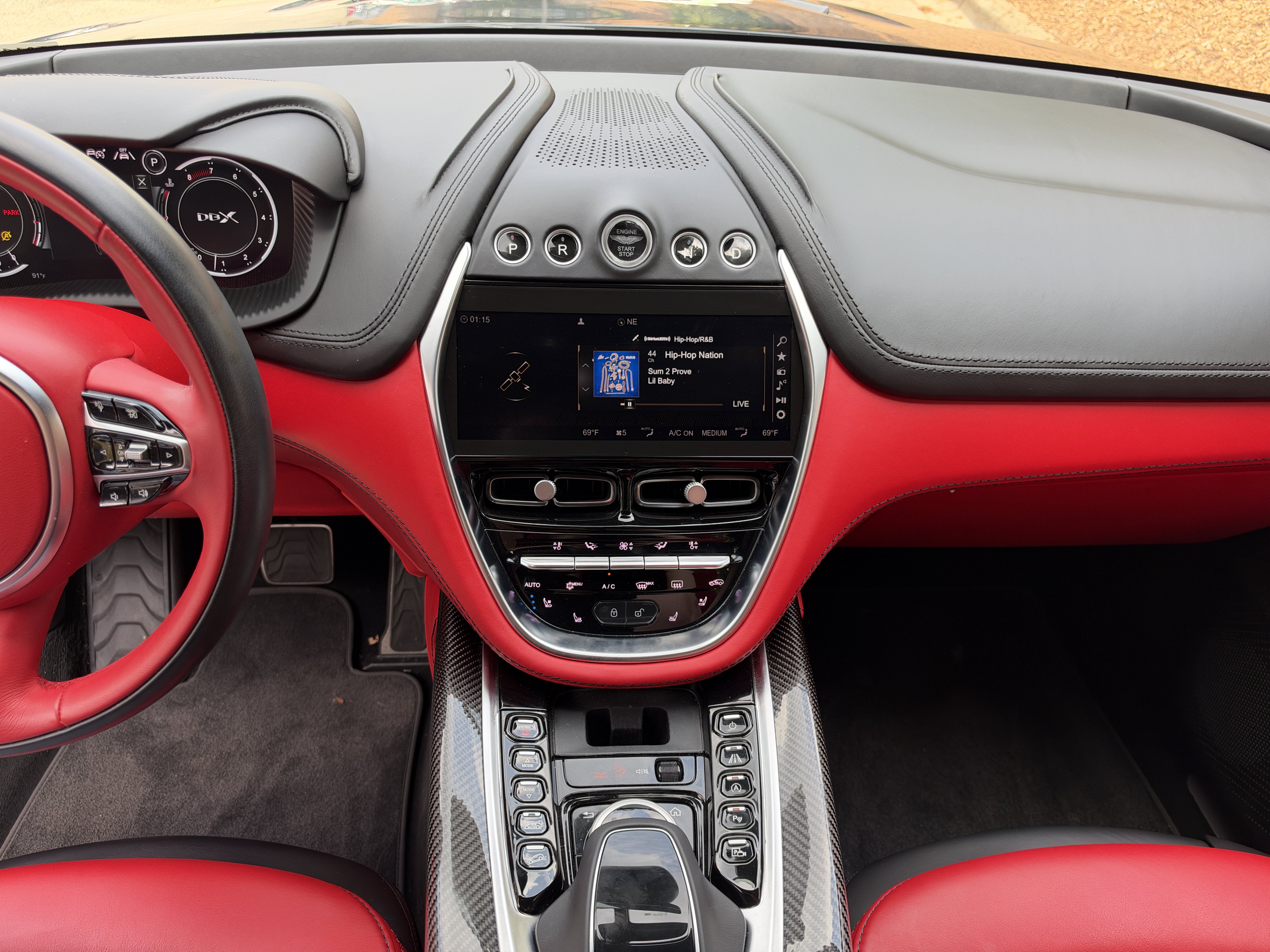 Used 2021 Midnight Blue Aston Martin  image 10