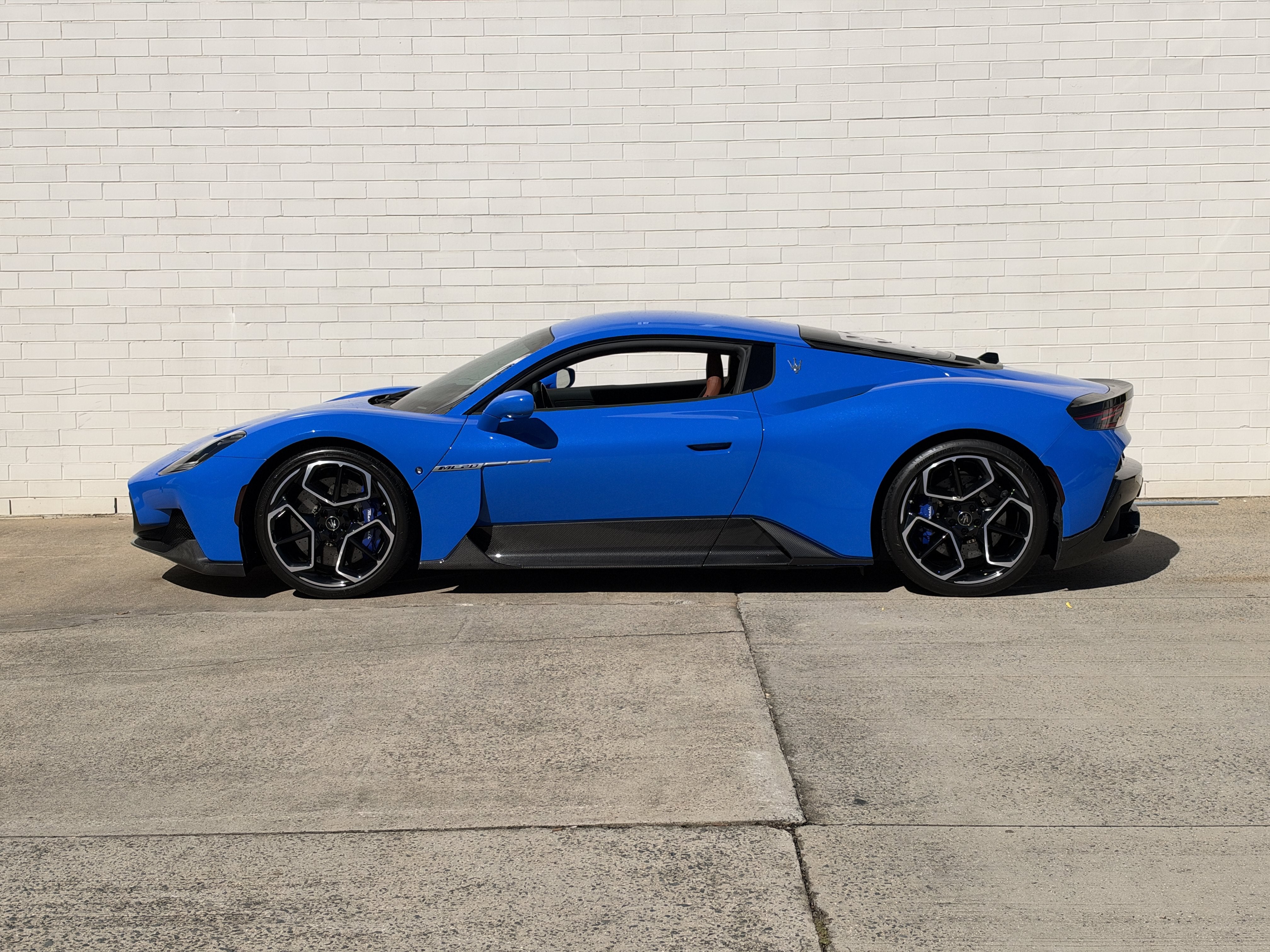 Used 2022 Blu Infinito Maserati  image 6