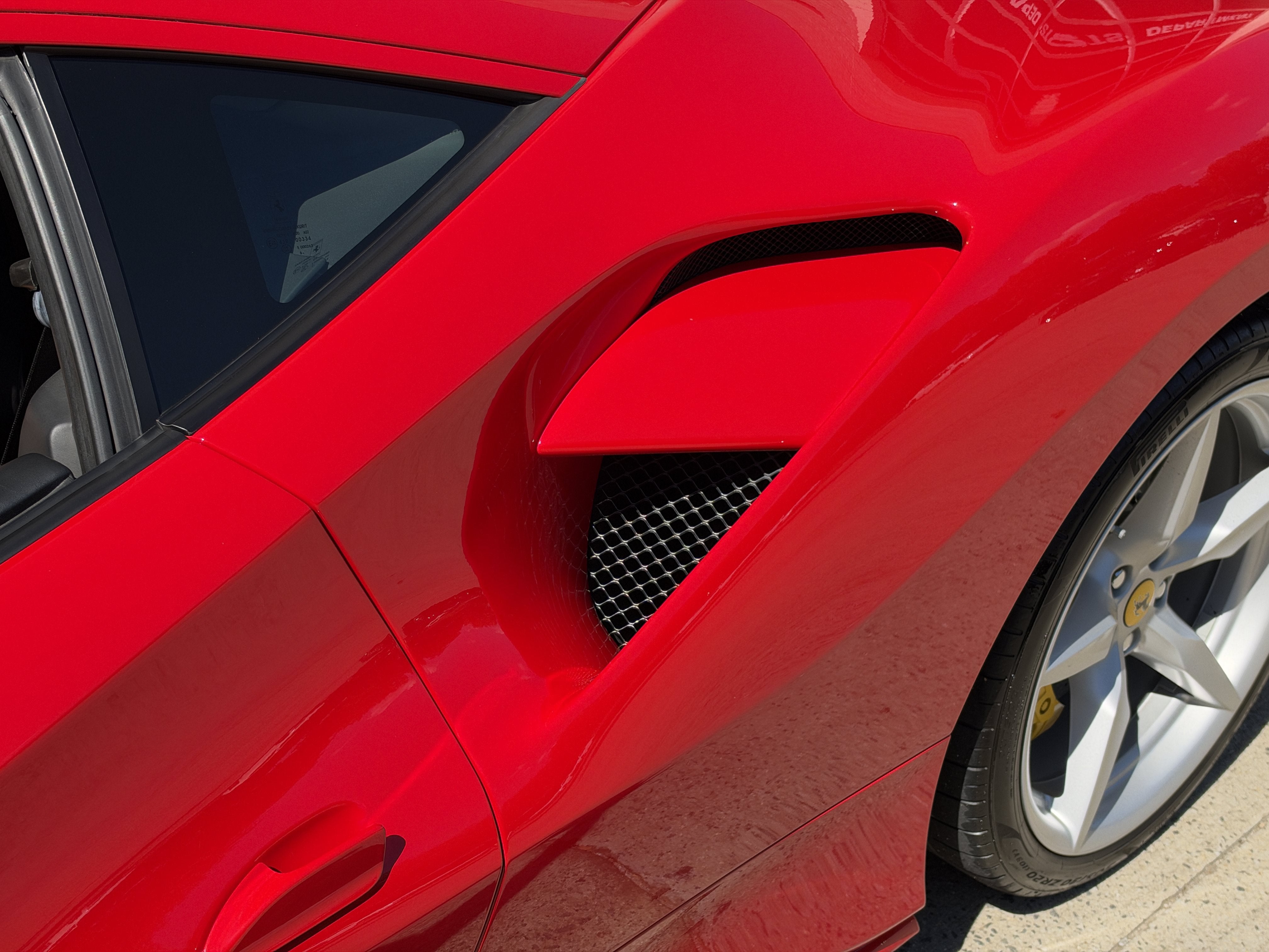 Used 2017 Rosso Corsa Ferrari  image 17