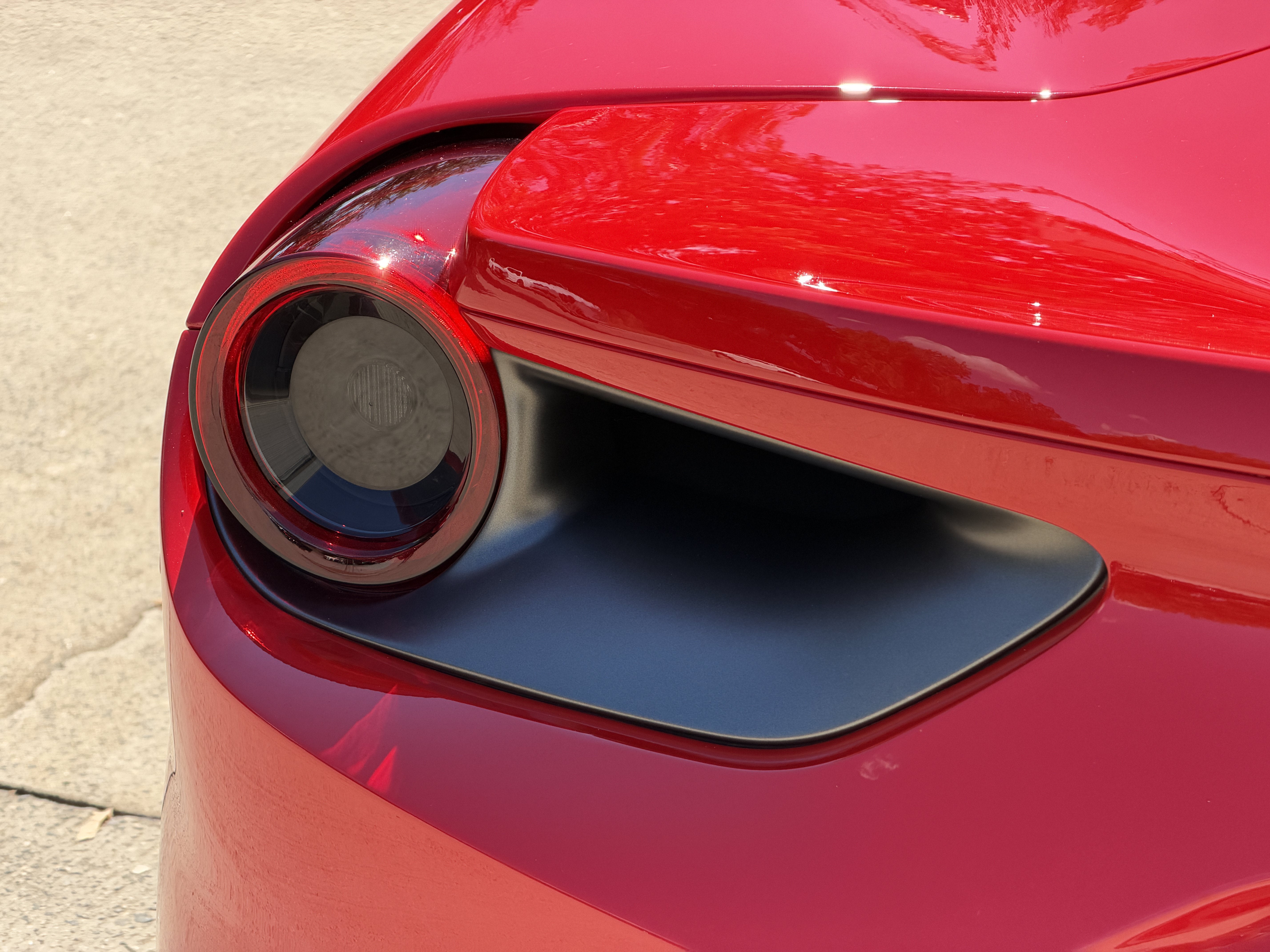 Used 2017 Rosso Corsa Ferrari  image 22