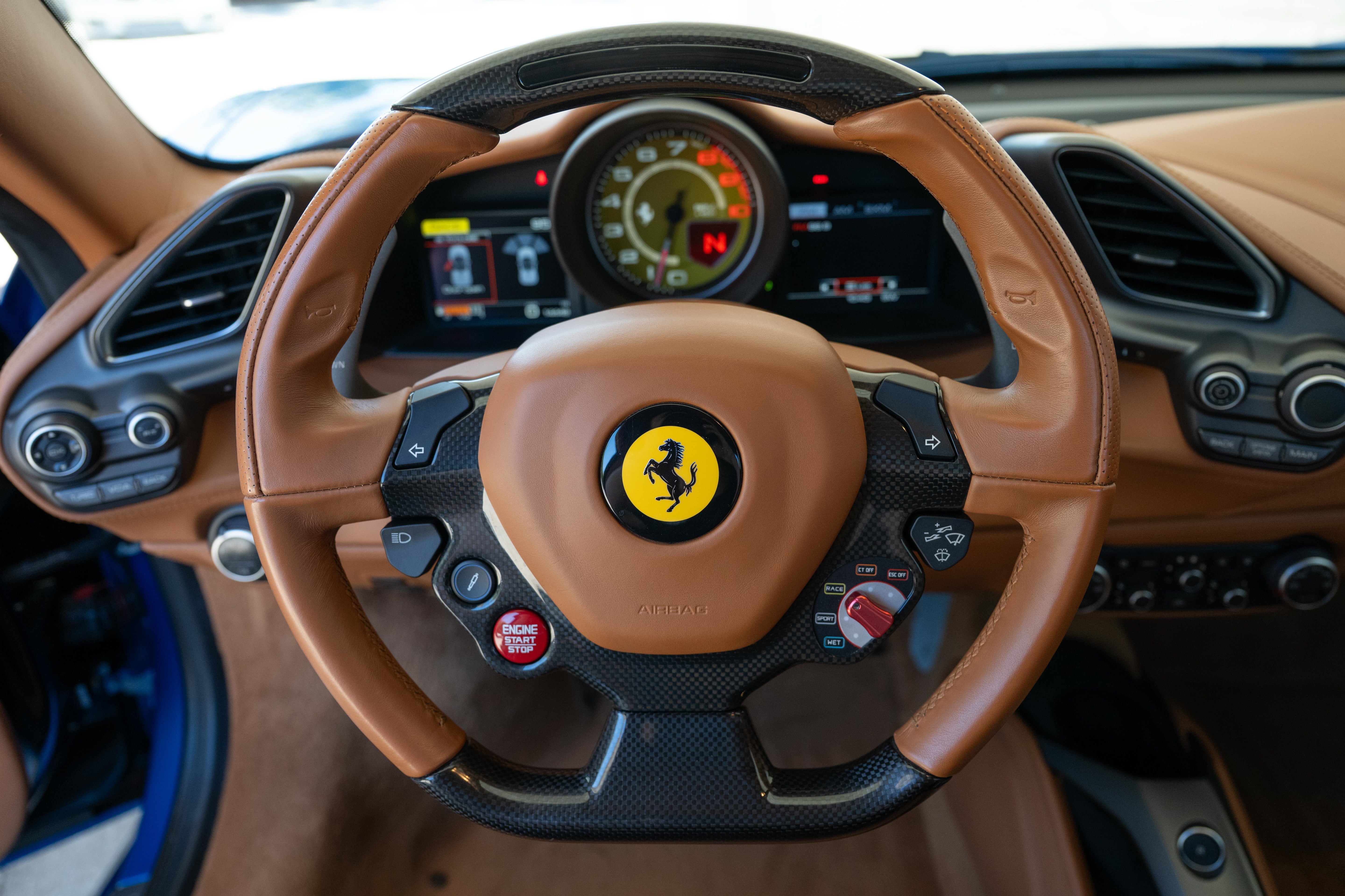 Used 2016 Blu Corsa Ferrari  image 32