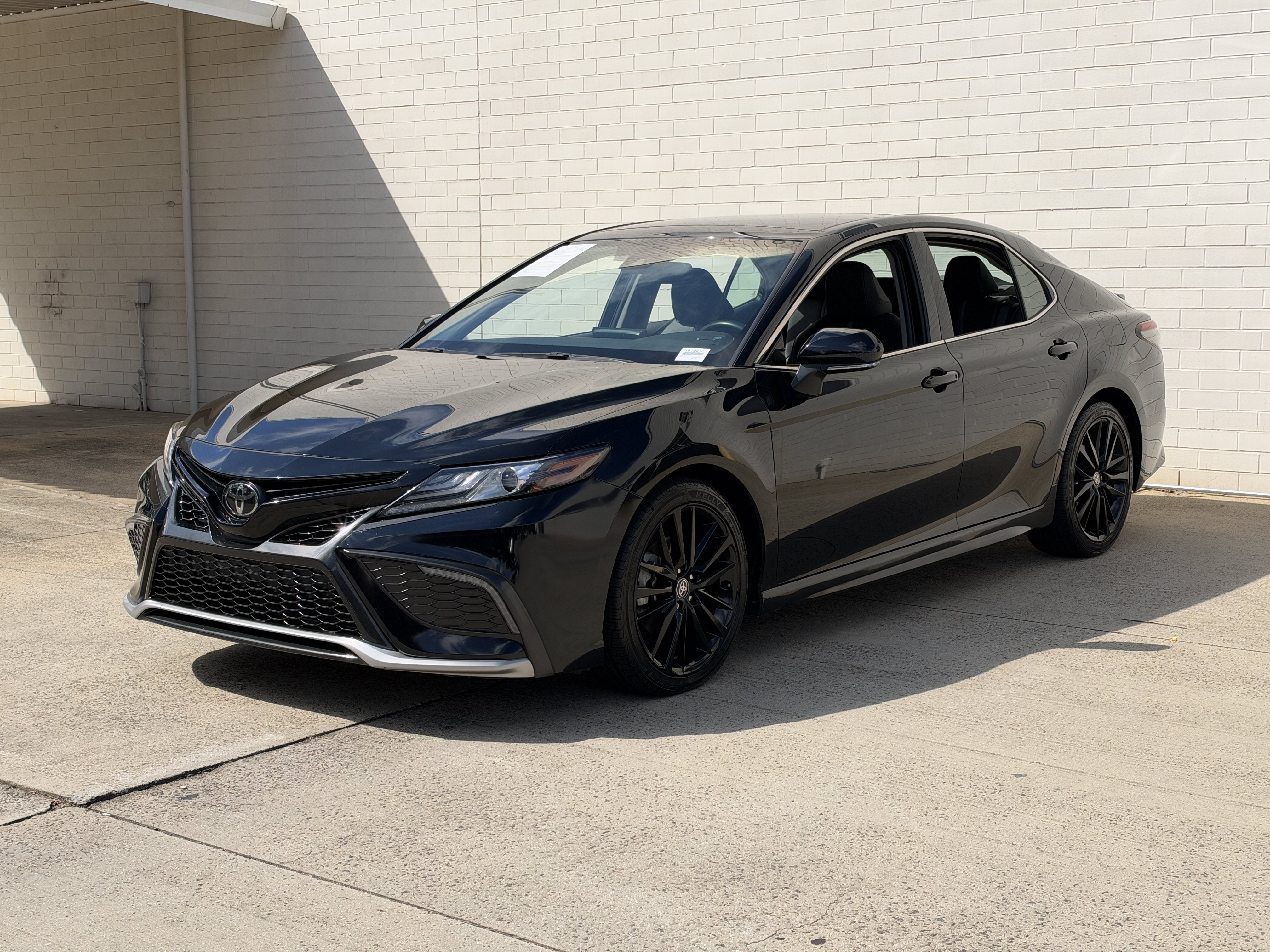 Used 2022 Midnight Black Metallic Toyota XSE image 7