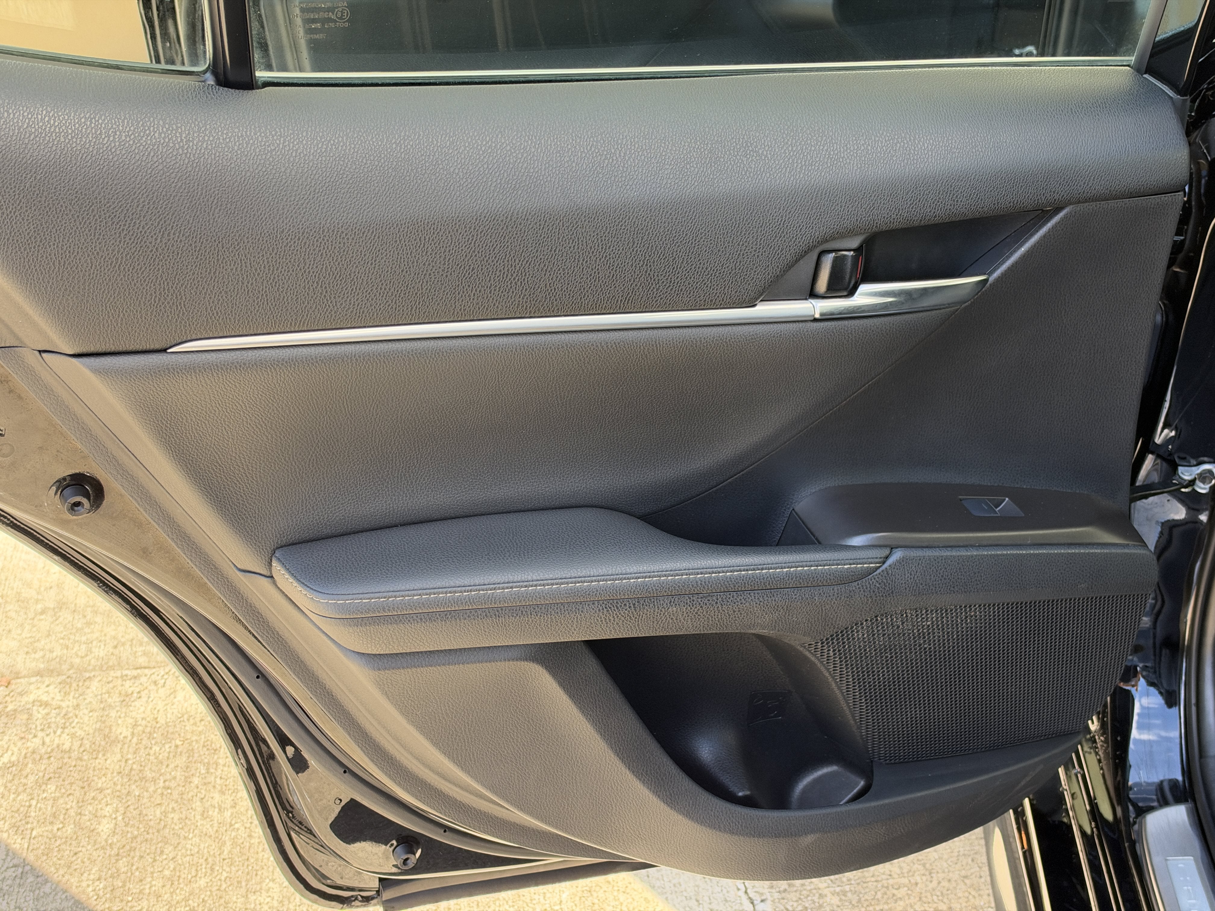 Used 2022 Midnight Black Metallic Toyota XSE image 33