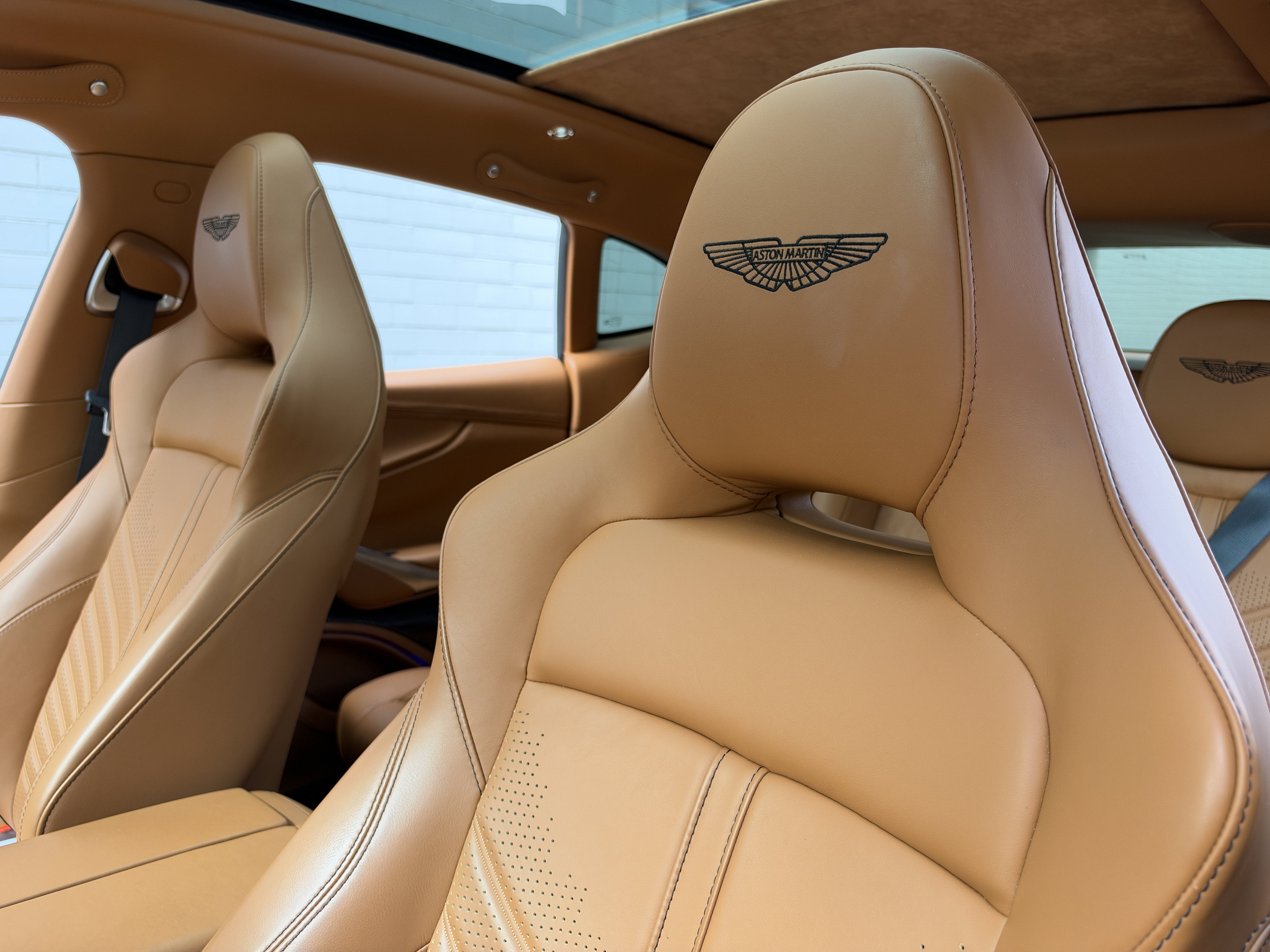 Used 2023 Aston Martin Racing Green Aston Martin 707 image 37