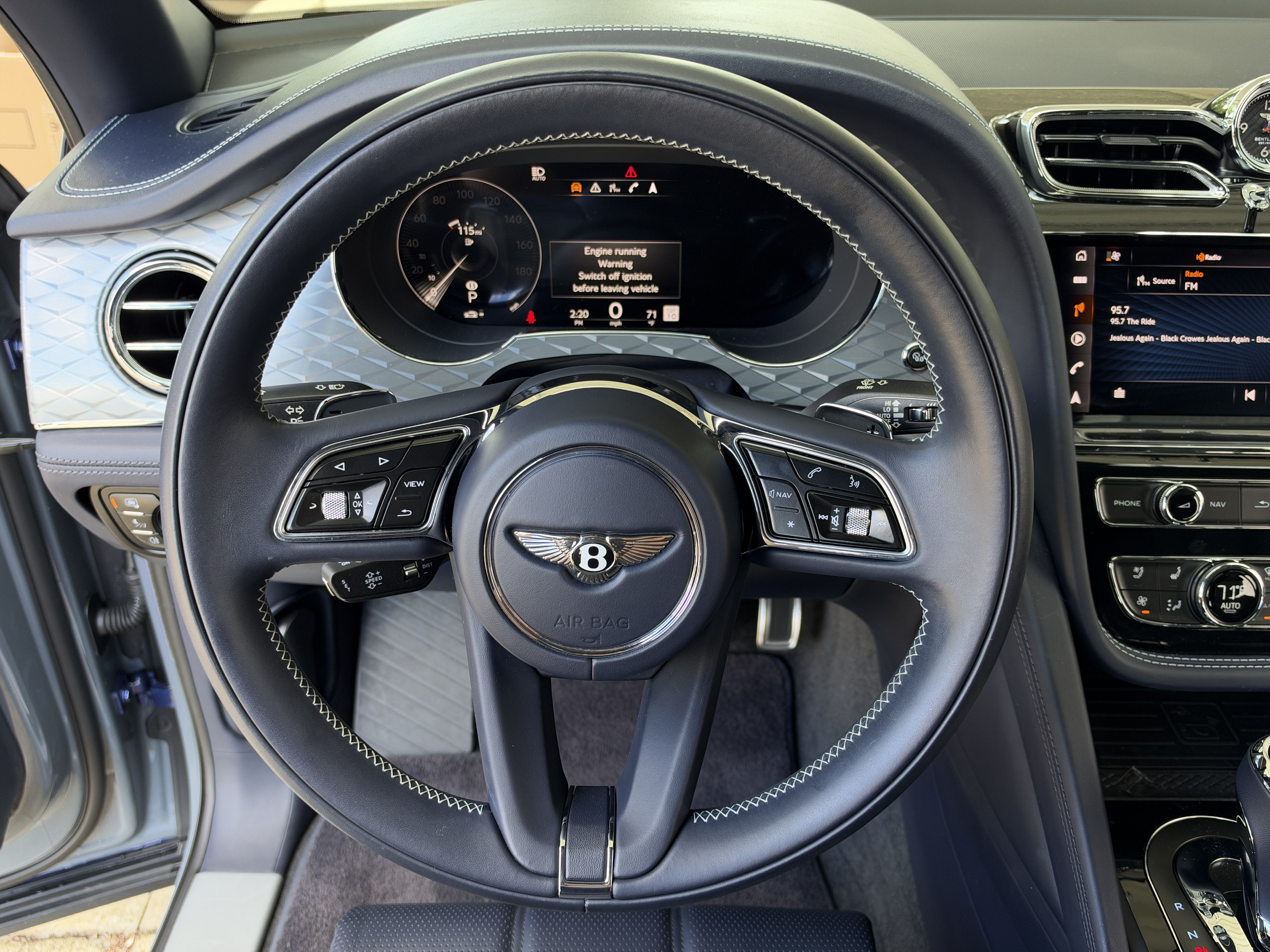 Used 2021 Ice Bentley V8 image 16