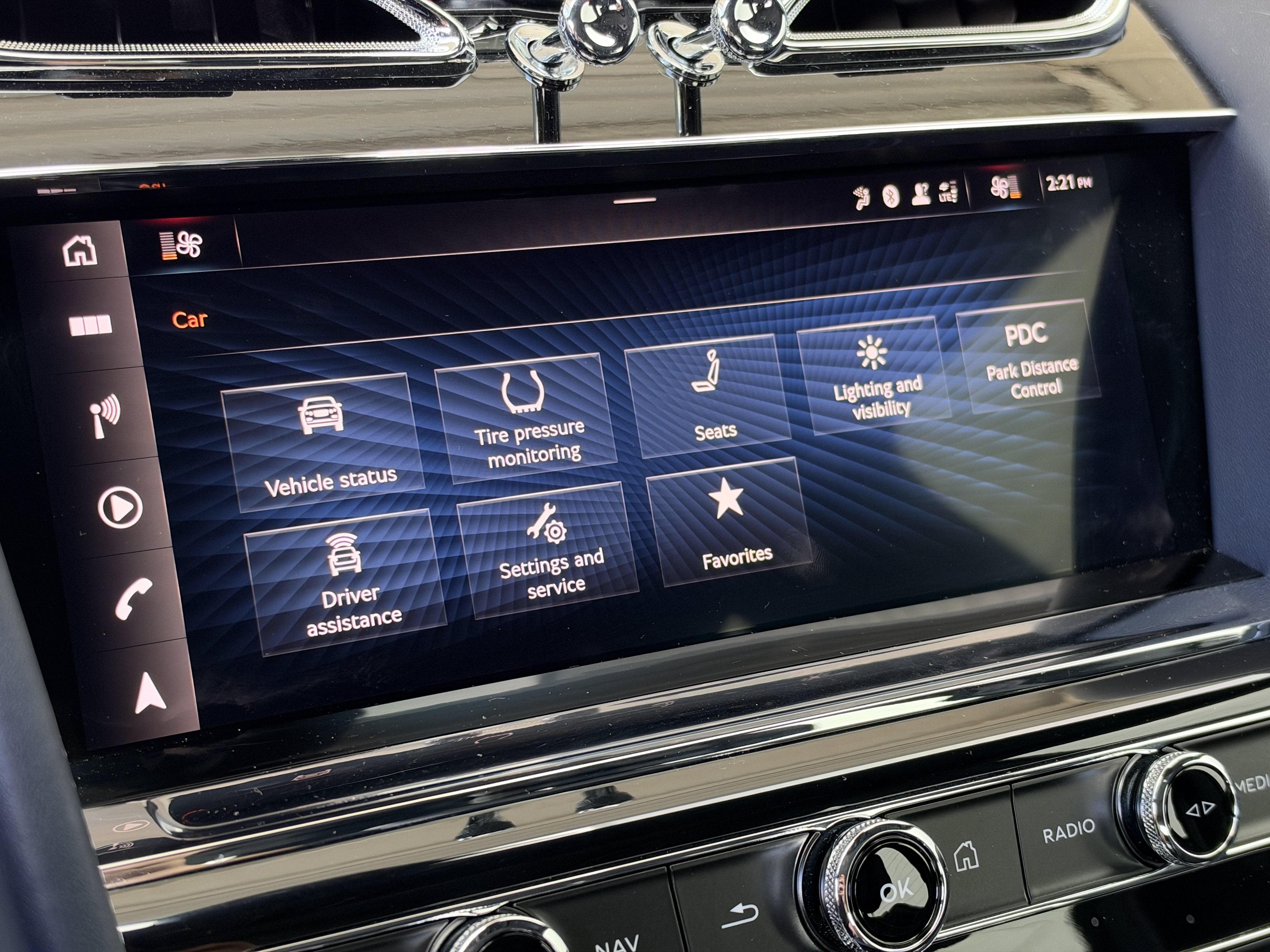 Used 2021 Ice Bentley V8 image 22