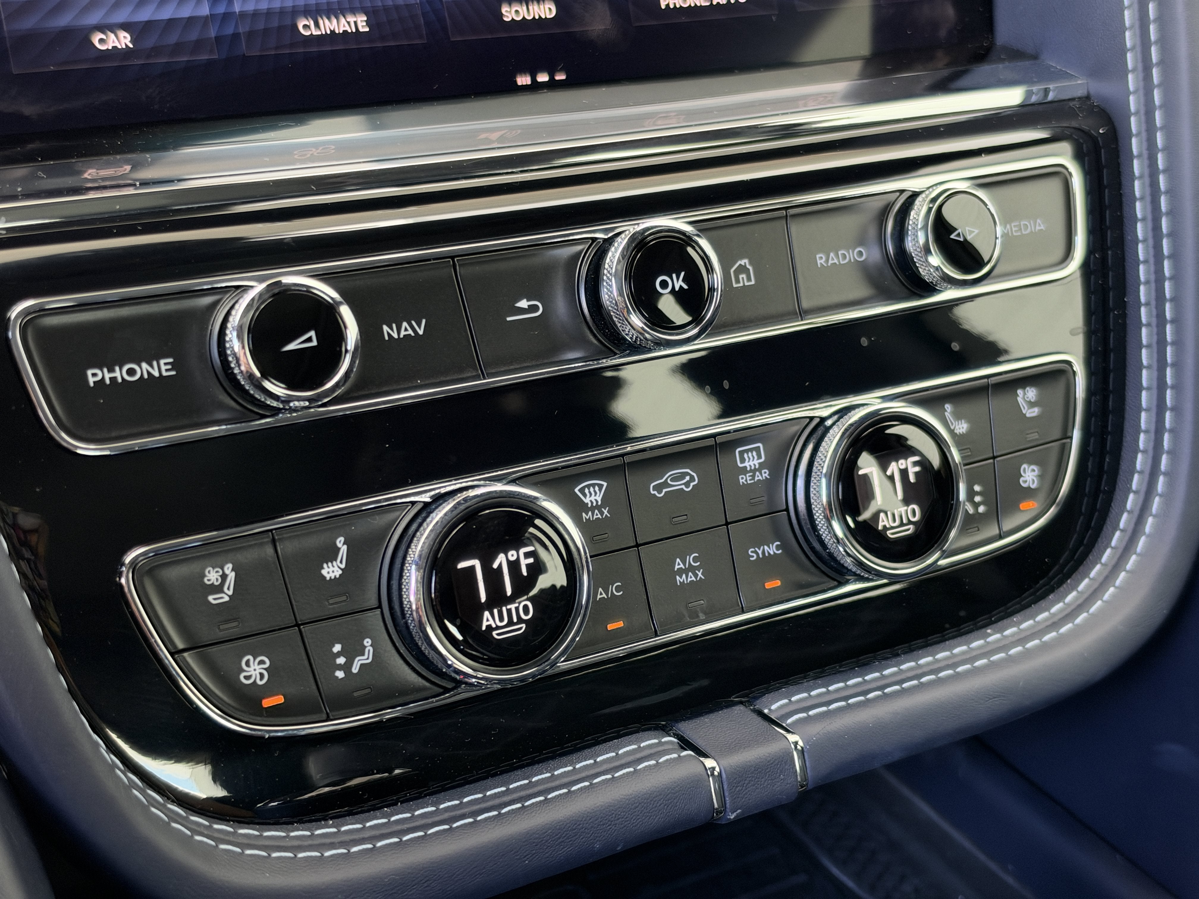Used 2021 Ice Bentley V8 image 23