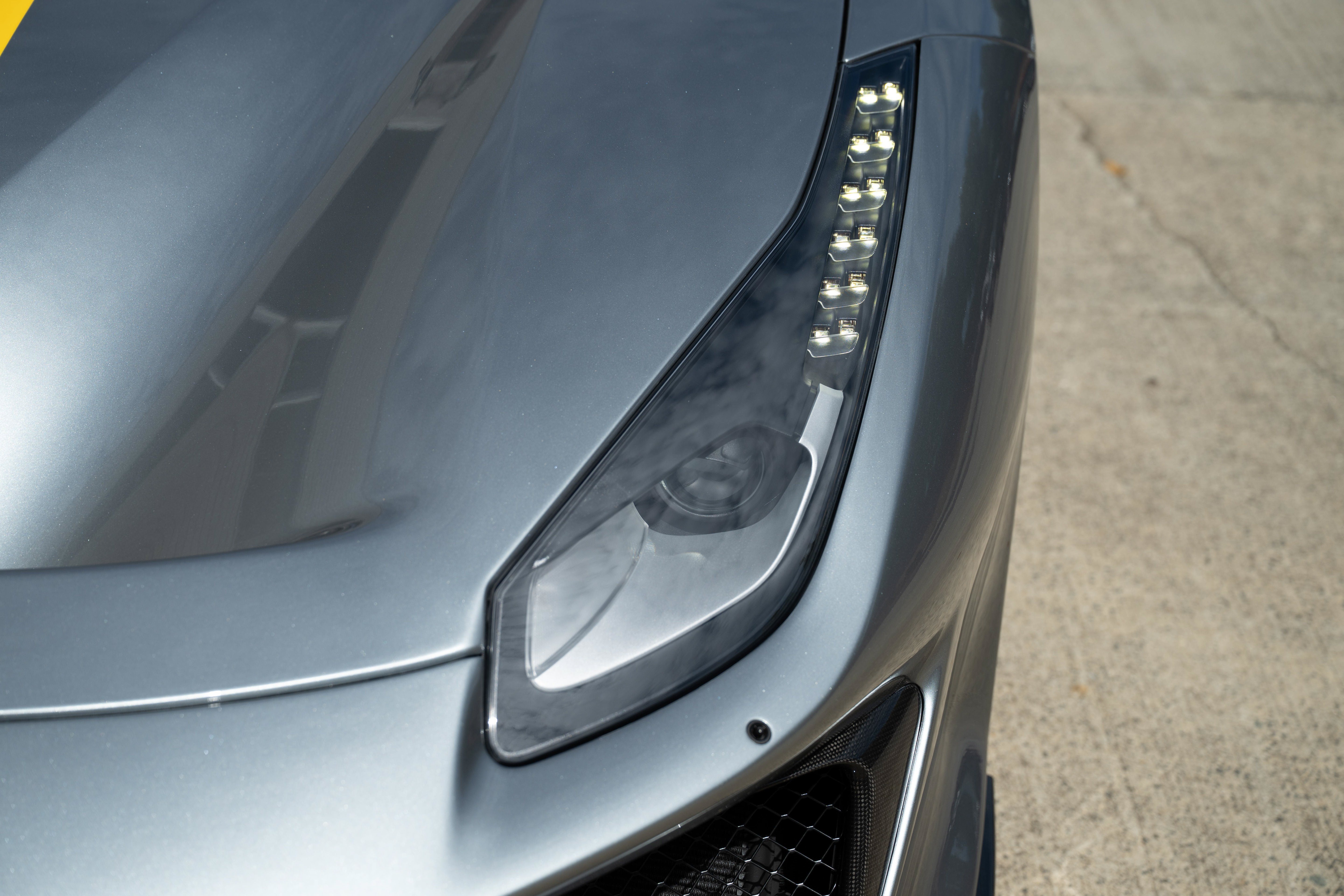Used 2020 Grigio Titanio Metall Ferrari  image 15