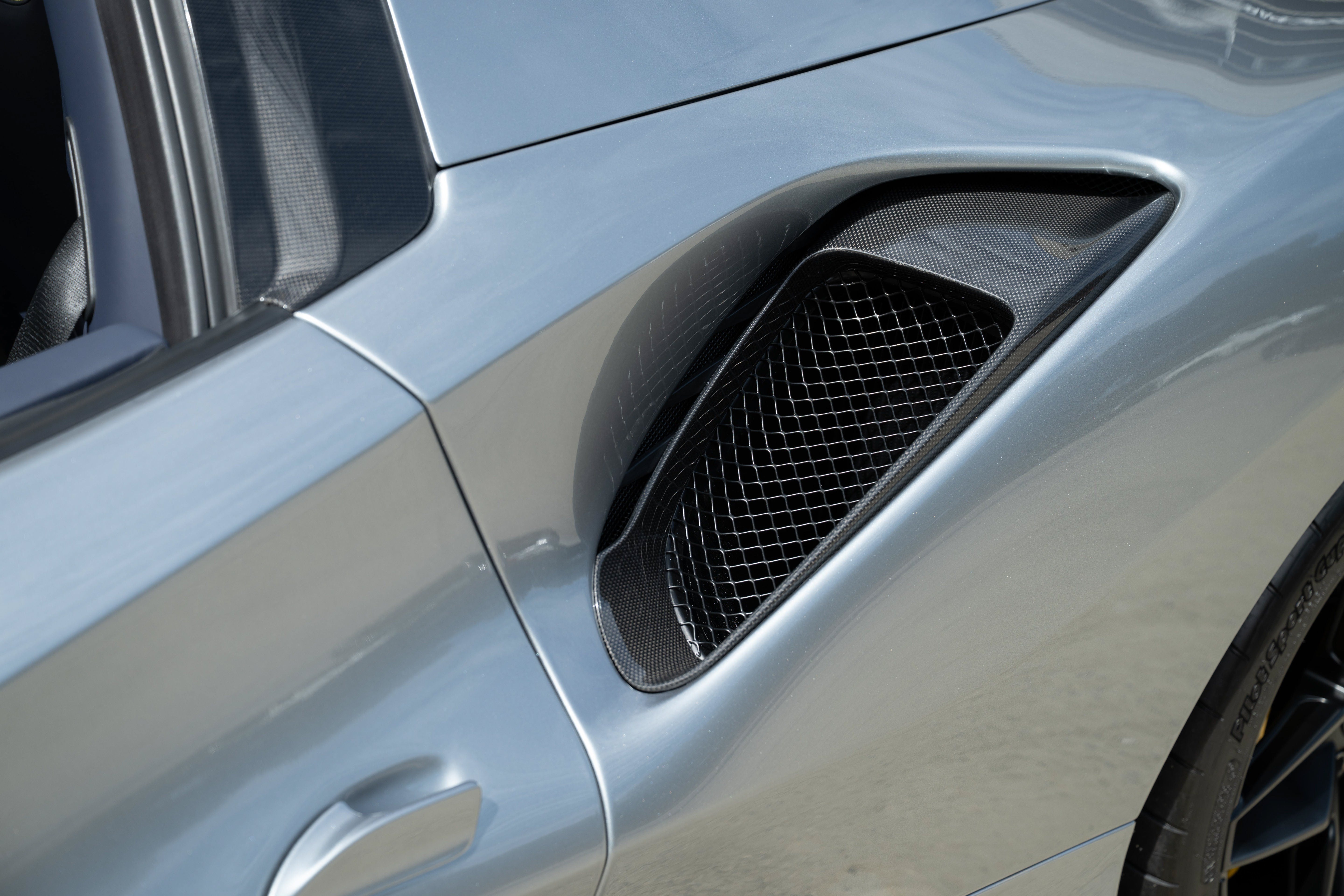 Used 2020 Grigio Titanio Metall Ferrari  image 19