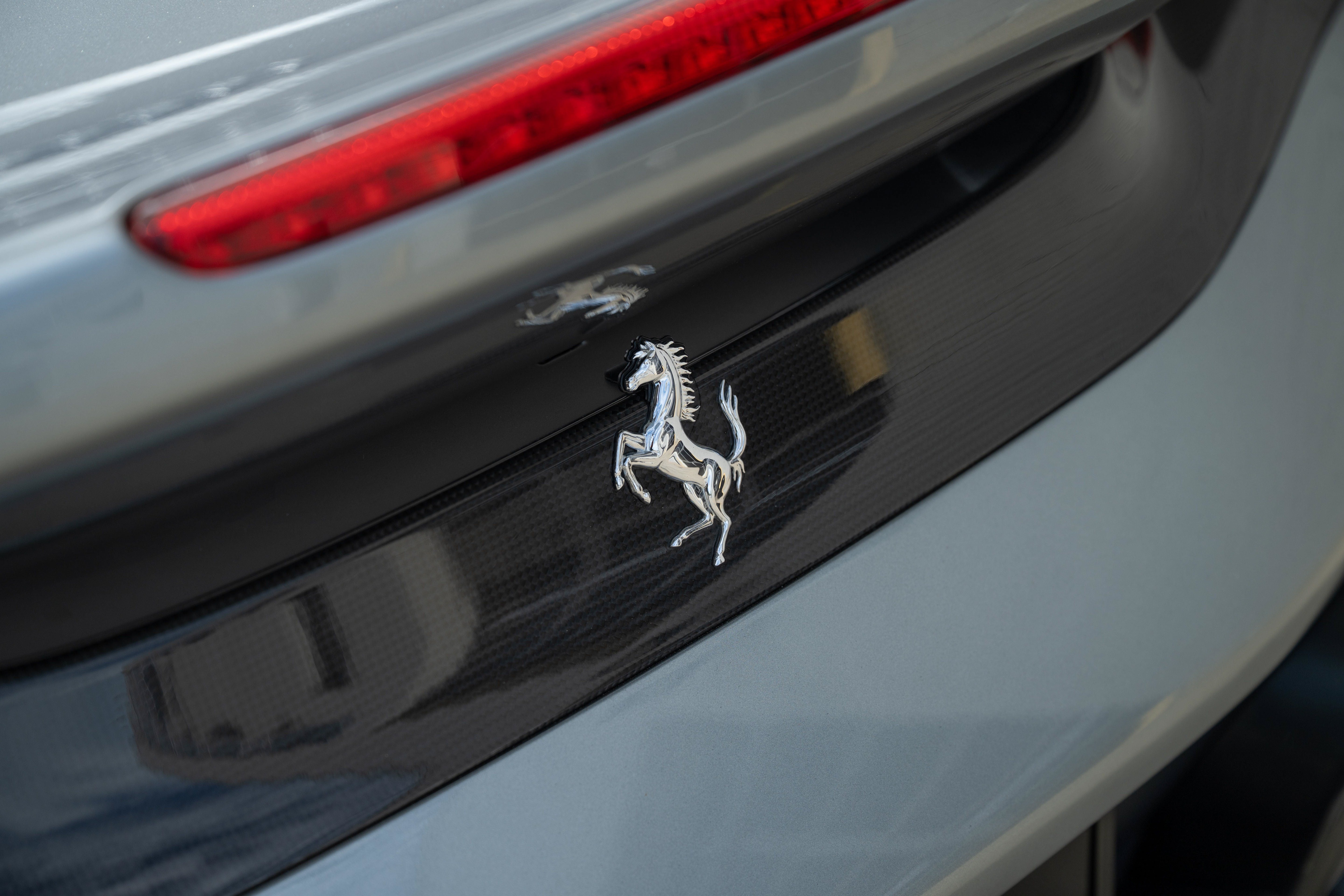 Used 2020 Grigio Titanio Metall Ferrari  image 23