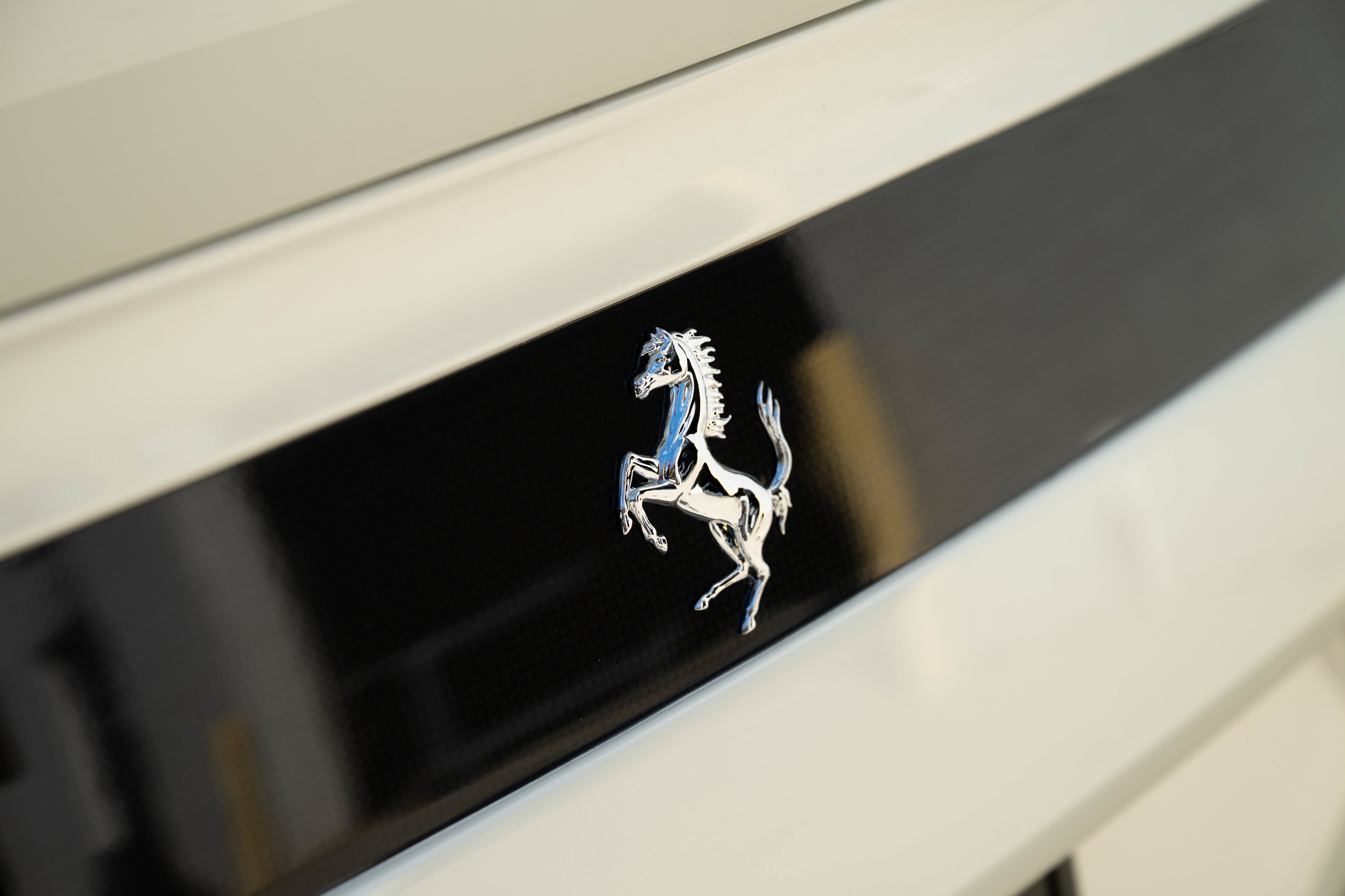 Used 2017 Bianco Italia Ferrari  image 24