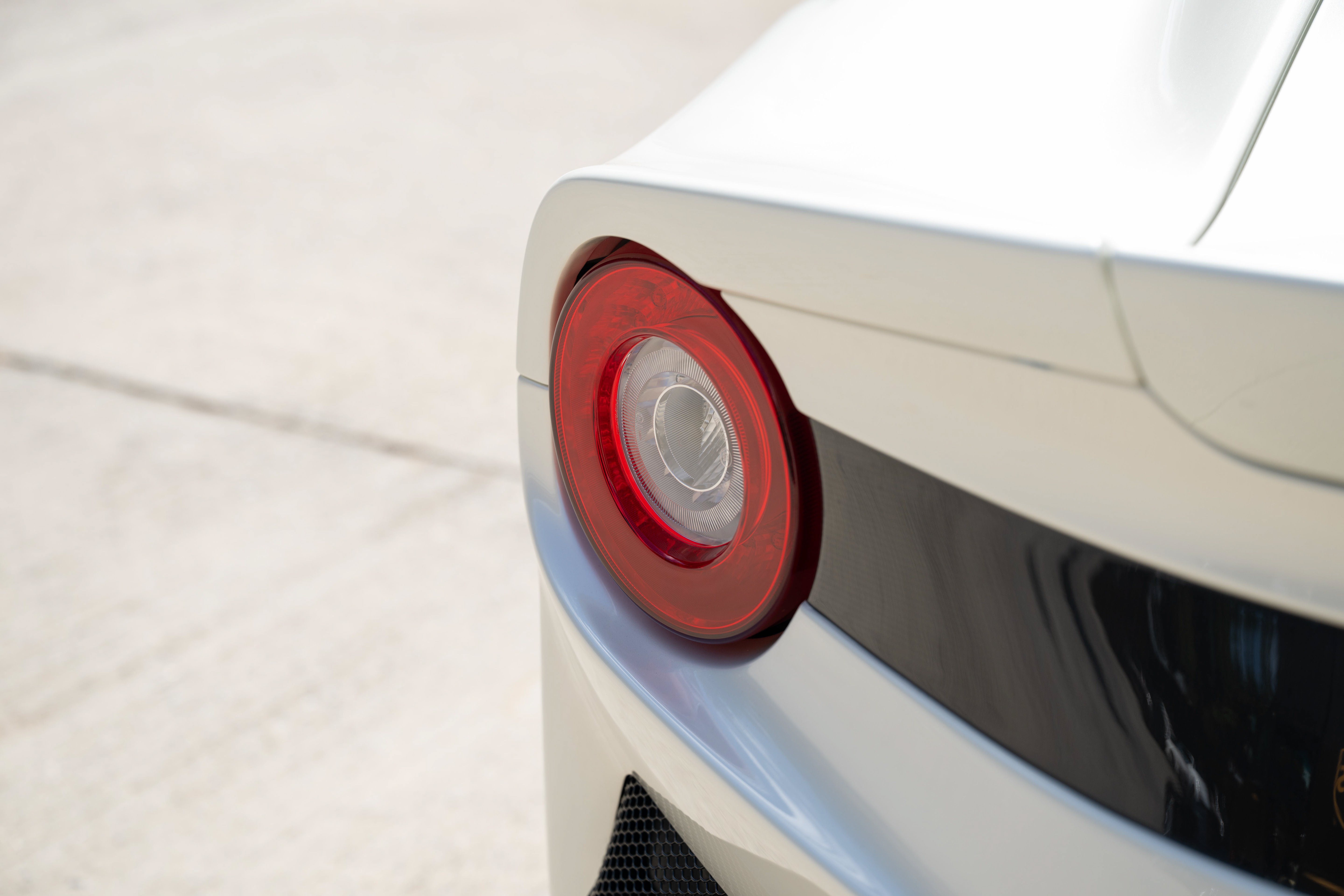 Used 2017 Bianco Italia Ferrari  image 25