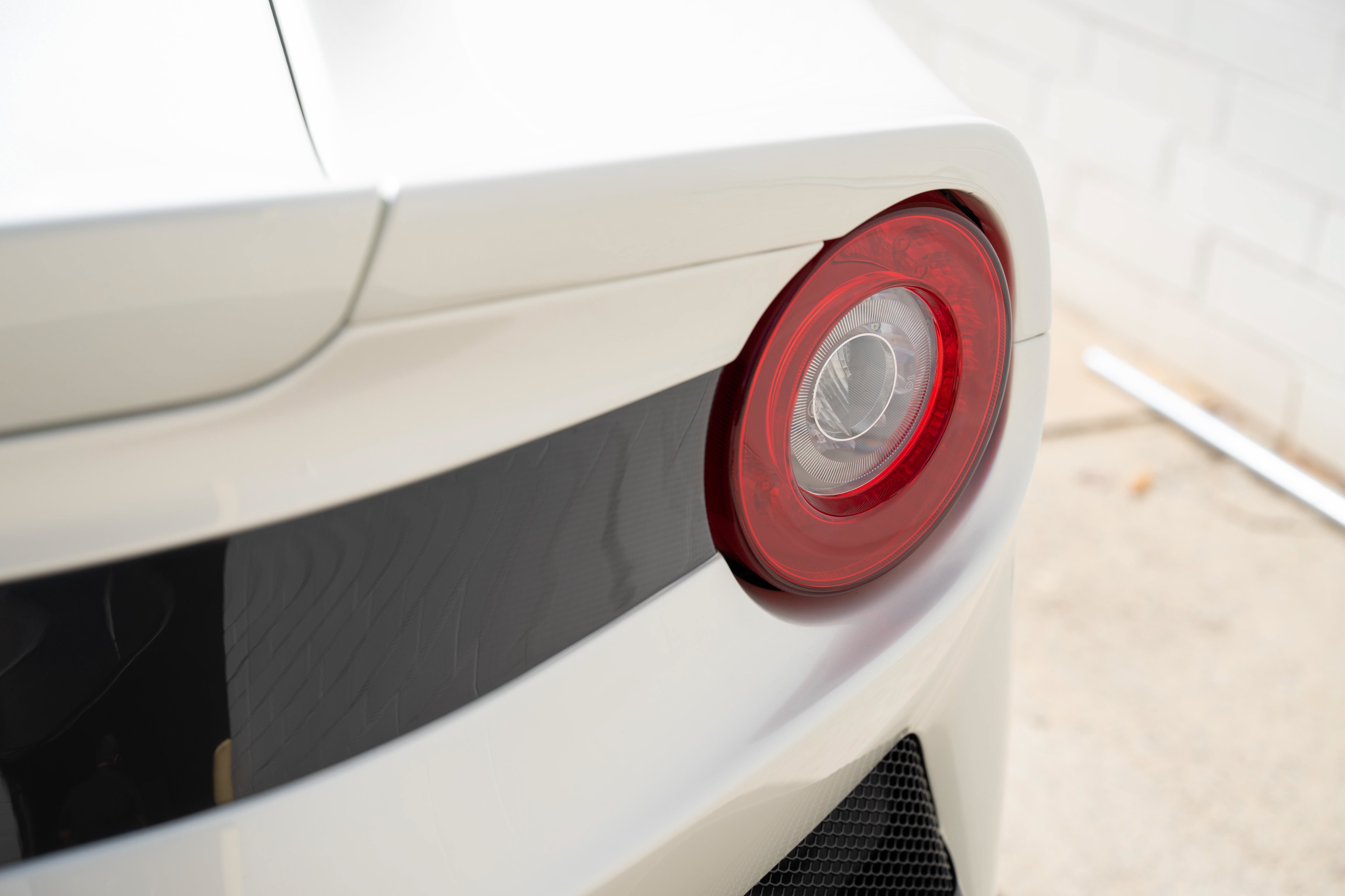 Used 2017 Bianco Italia Ferrari  image 27