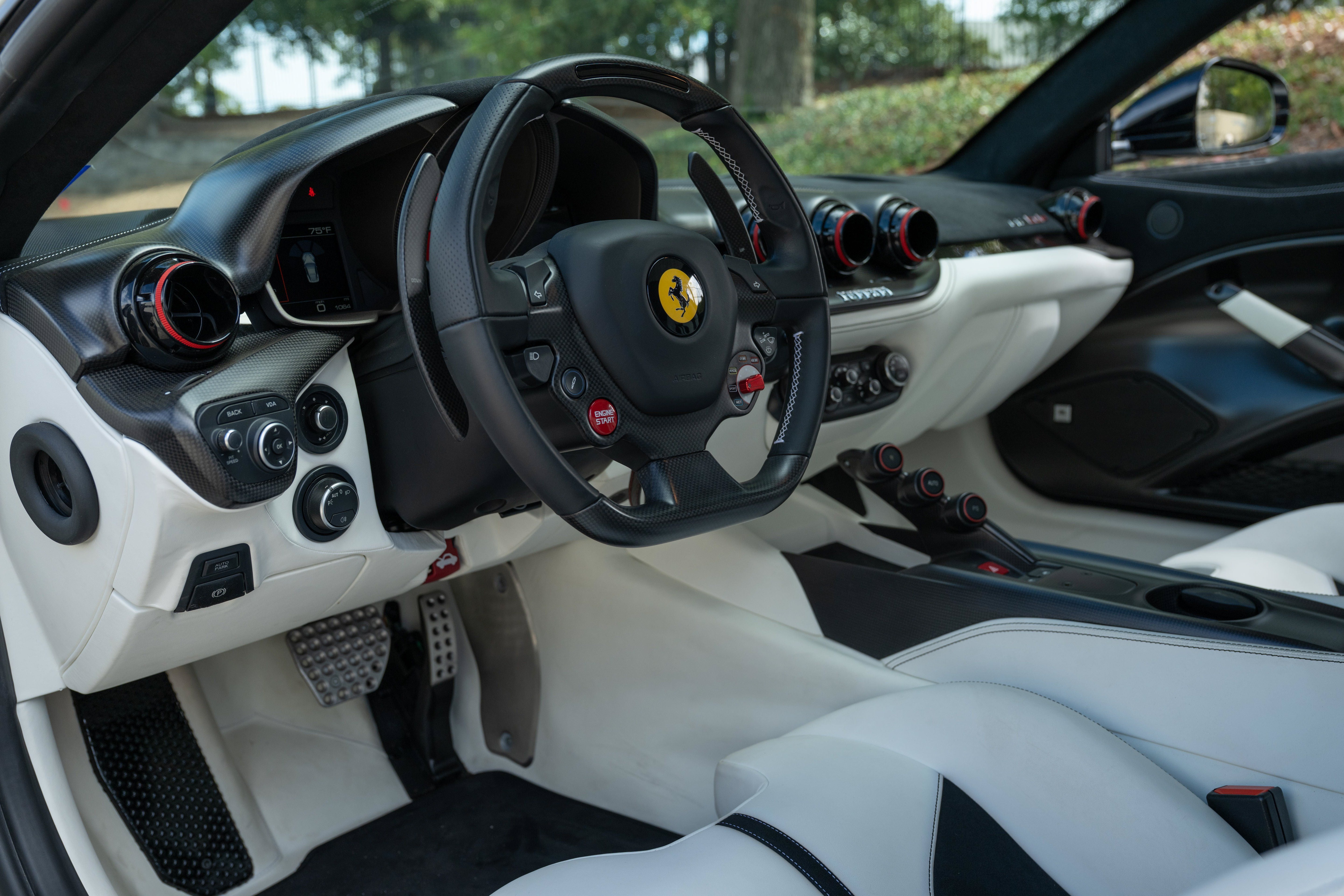 Used 2017 Bianco Italia Ferrari  image 32