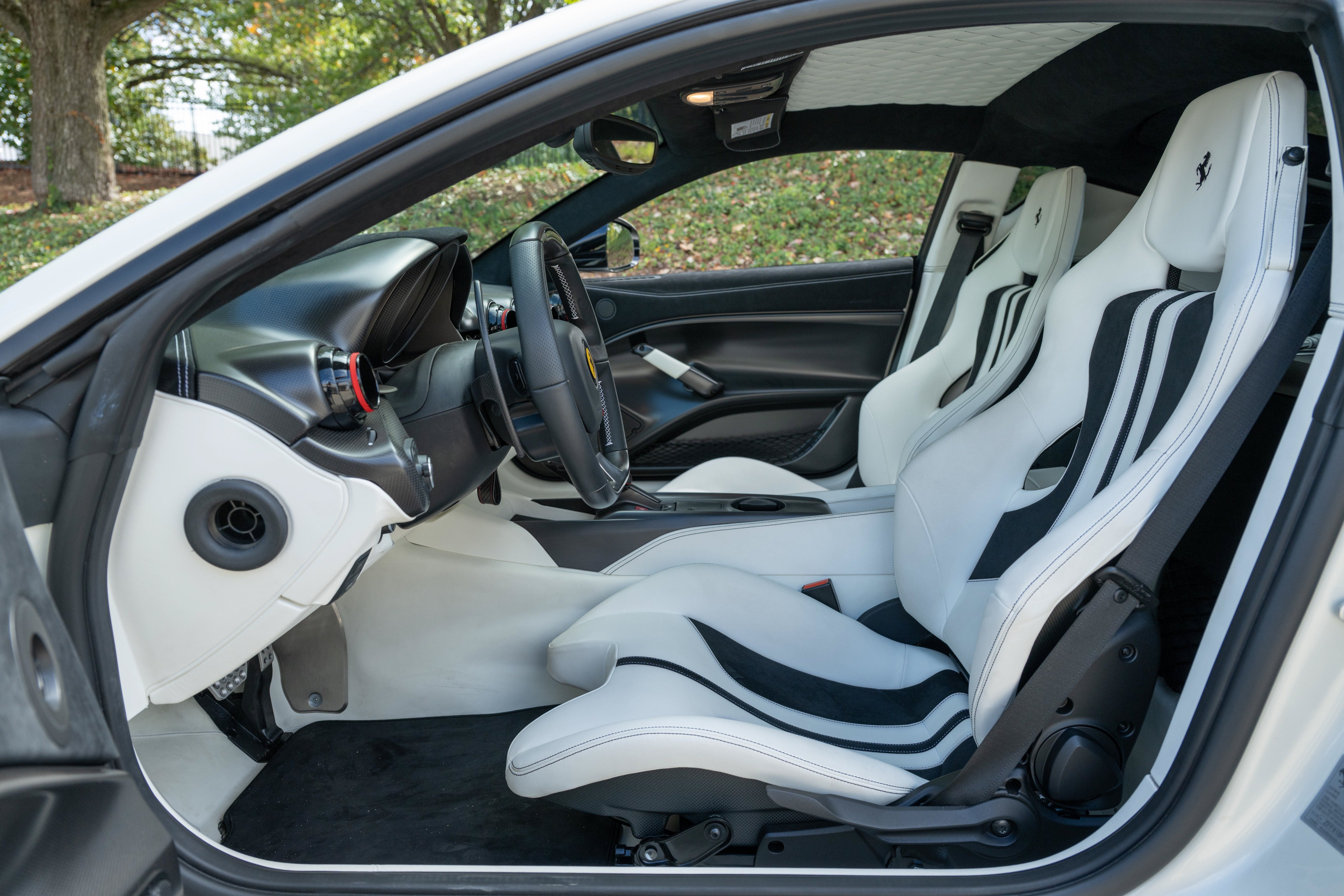 Used 2017 Bianco Italia Ferrari  image 33