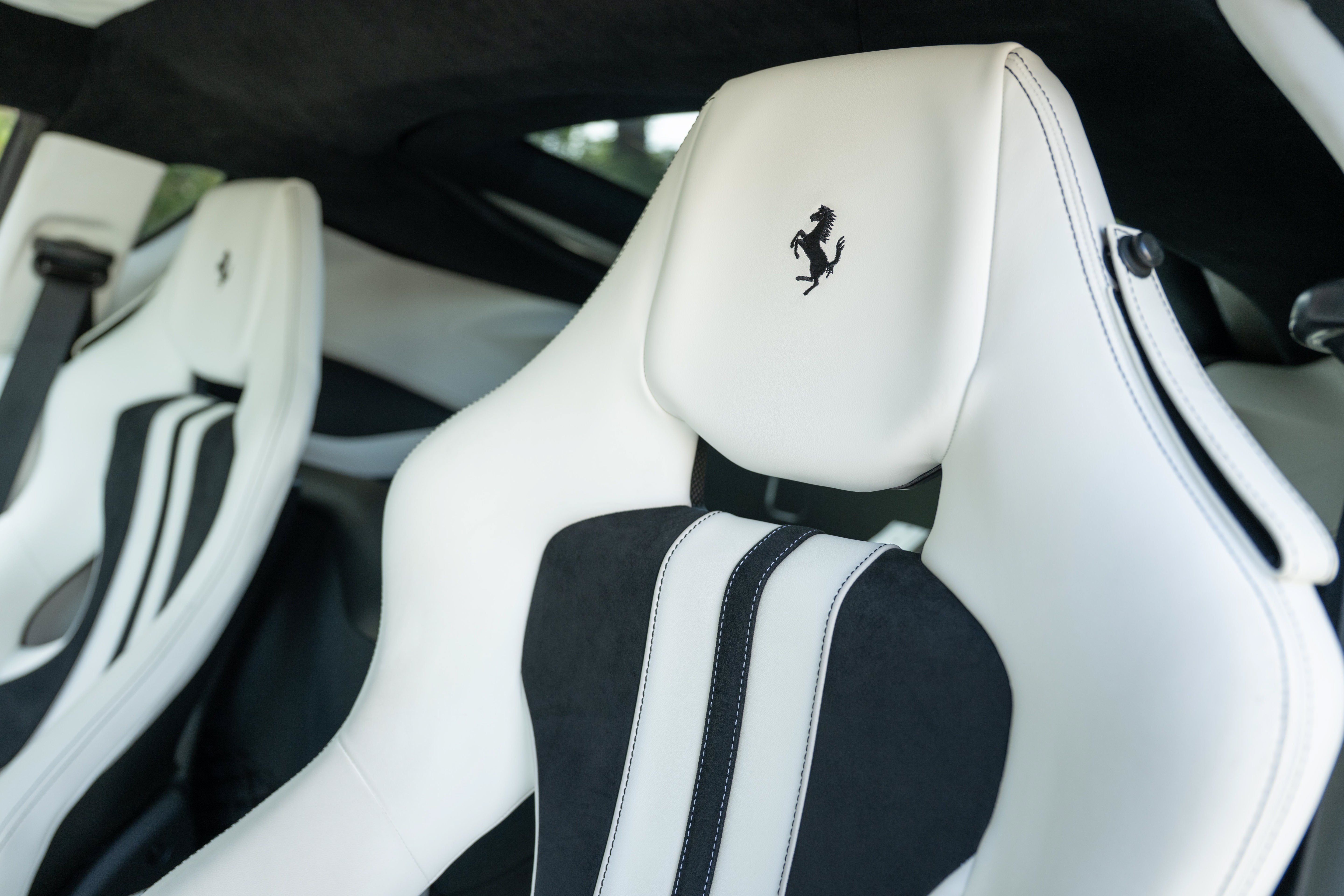 Used 2017 Bianco Italia Ferrari  image 56