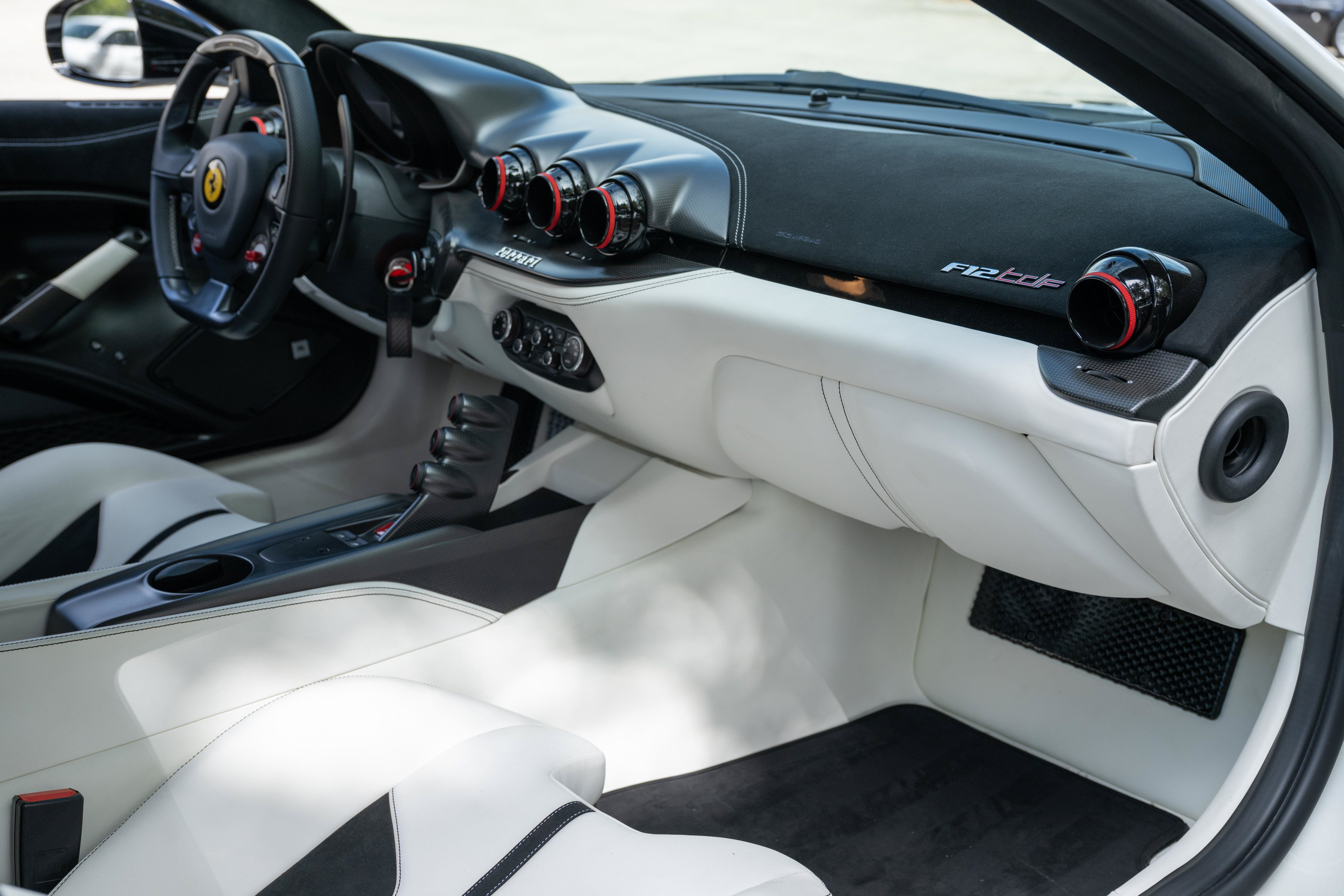 Used 2017 Bianco Italia Ferrari  image 62