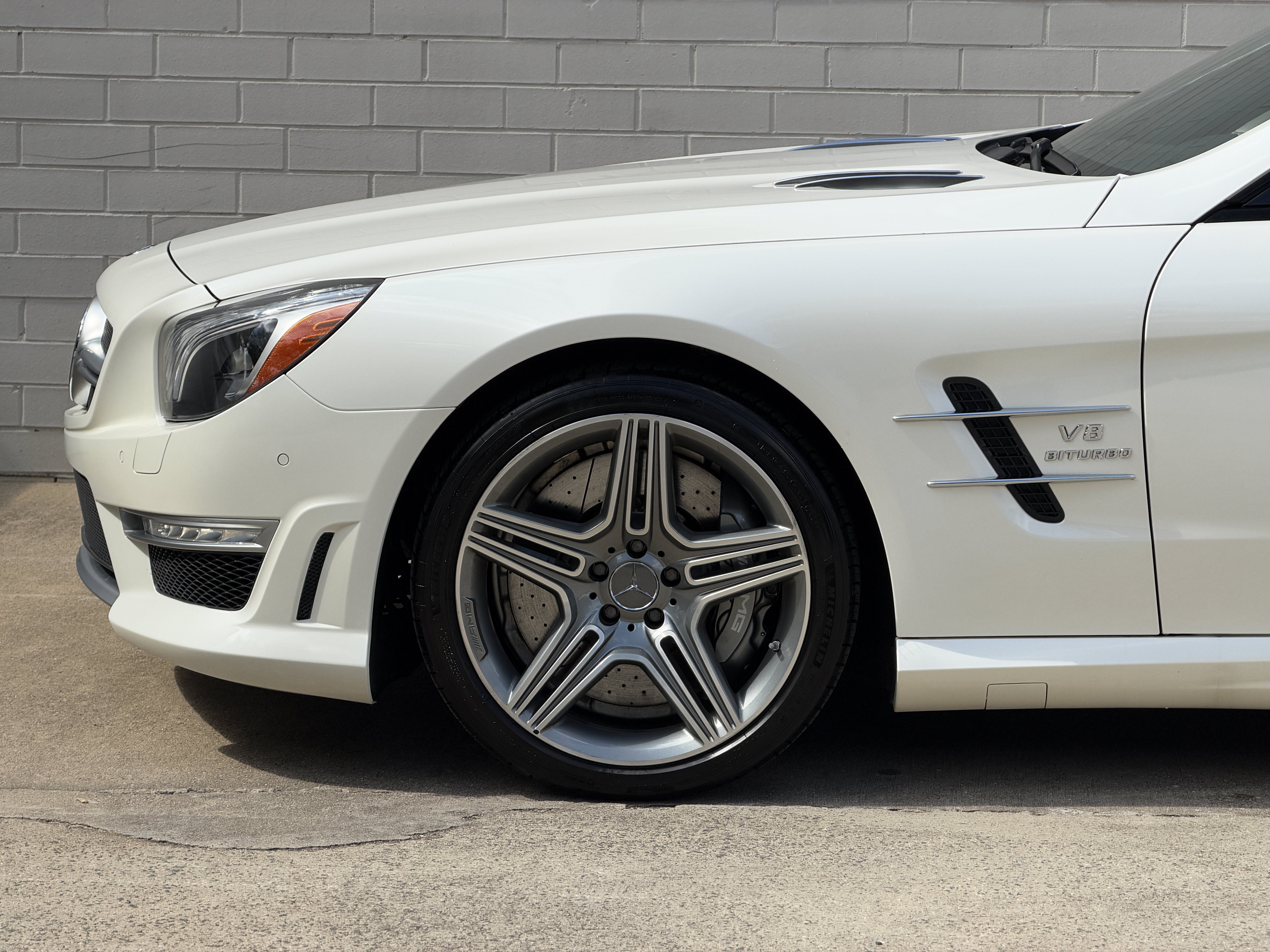 Used 2013 White Mercedes-Benz SL 63 AMG® image 12