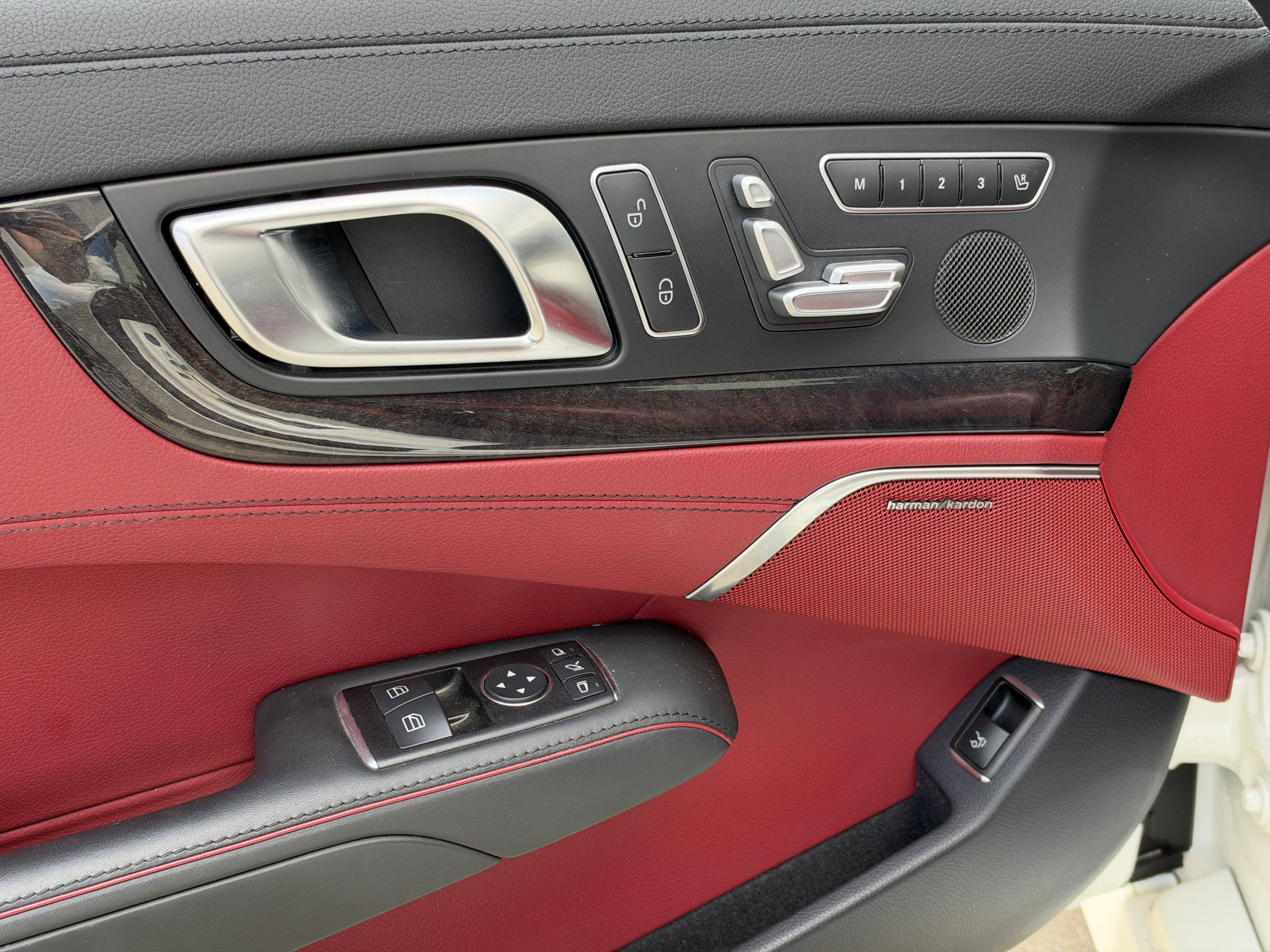 Used 2013 White Mercedes-Benz SL 63 AMG® image 15