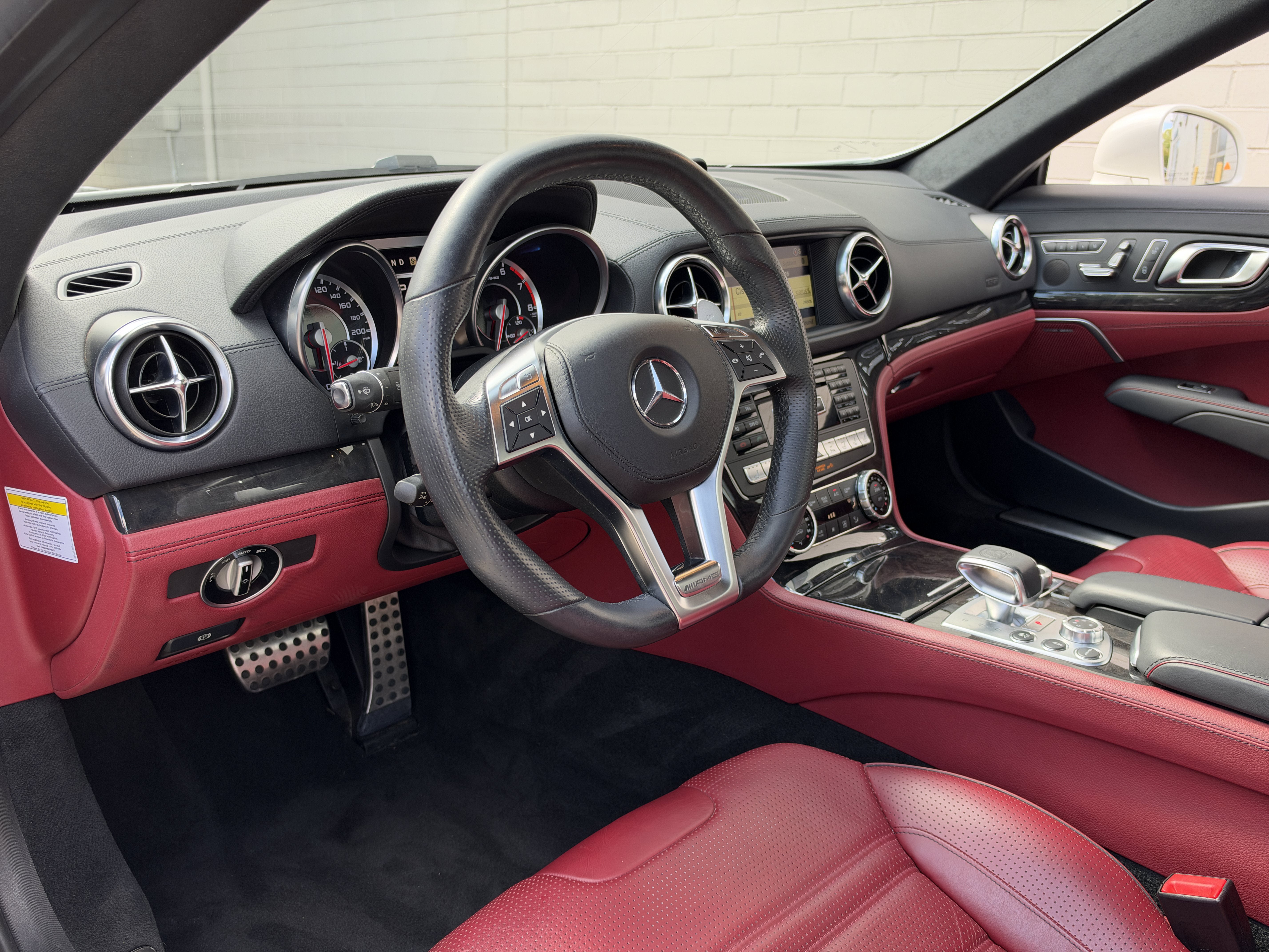 Used 2013 White Mercedes-Benz SL 63 AMG® image 16