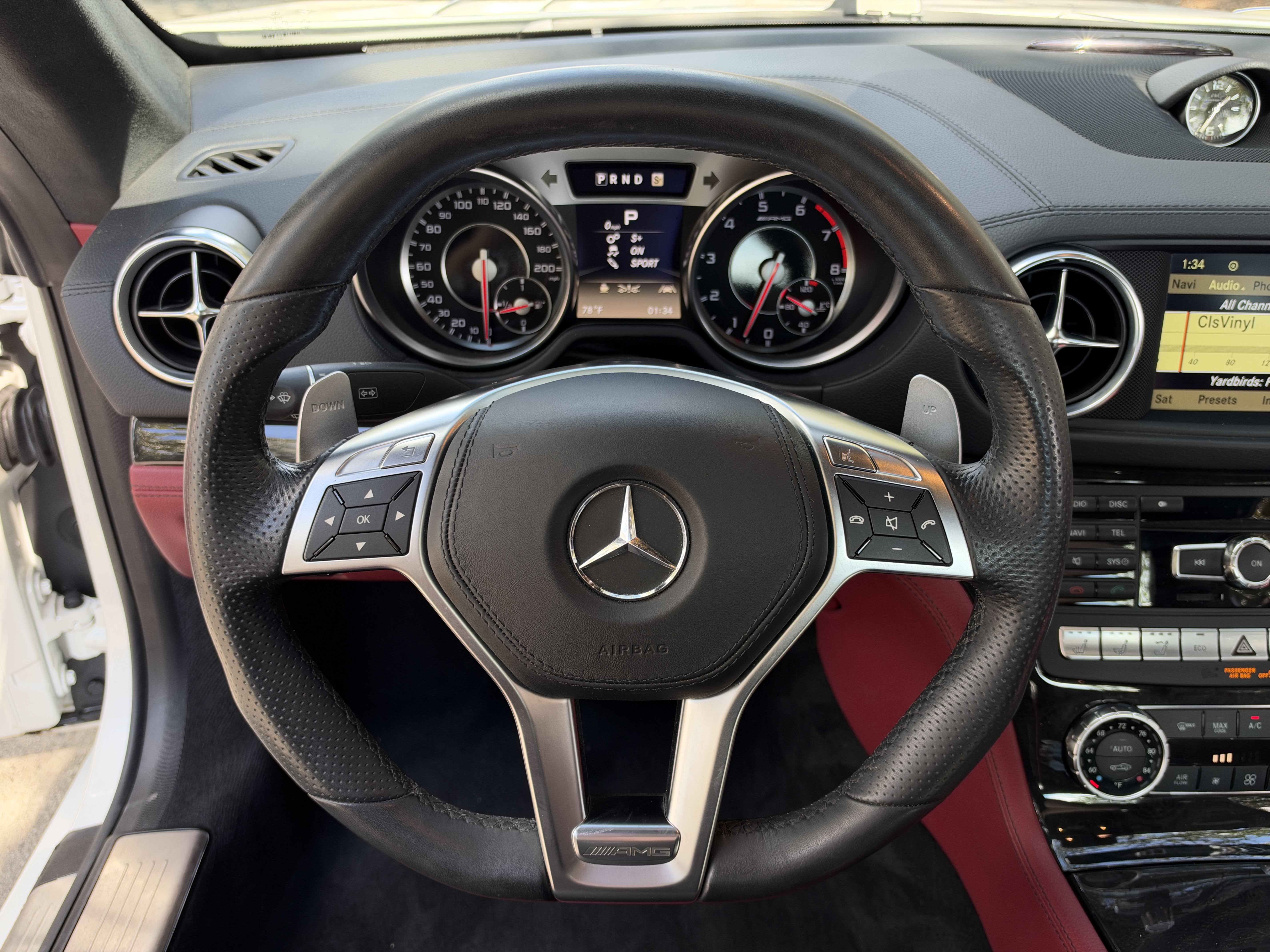 Used 2013 White Mercedes-Benz SL 63 AMG® image 18