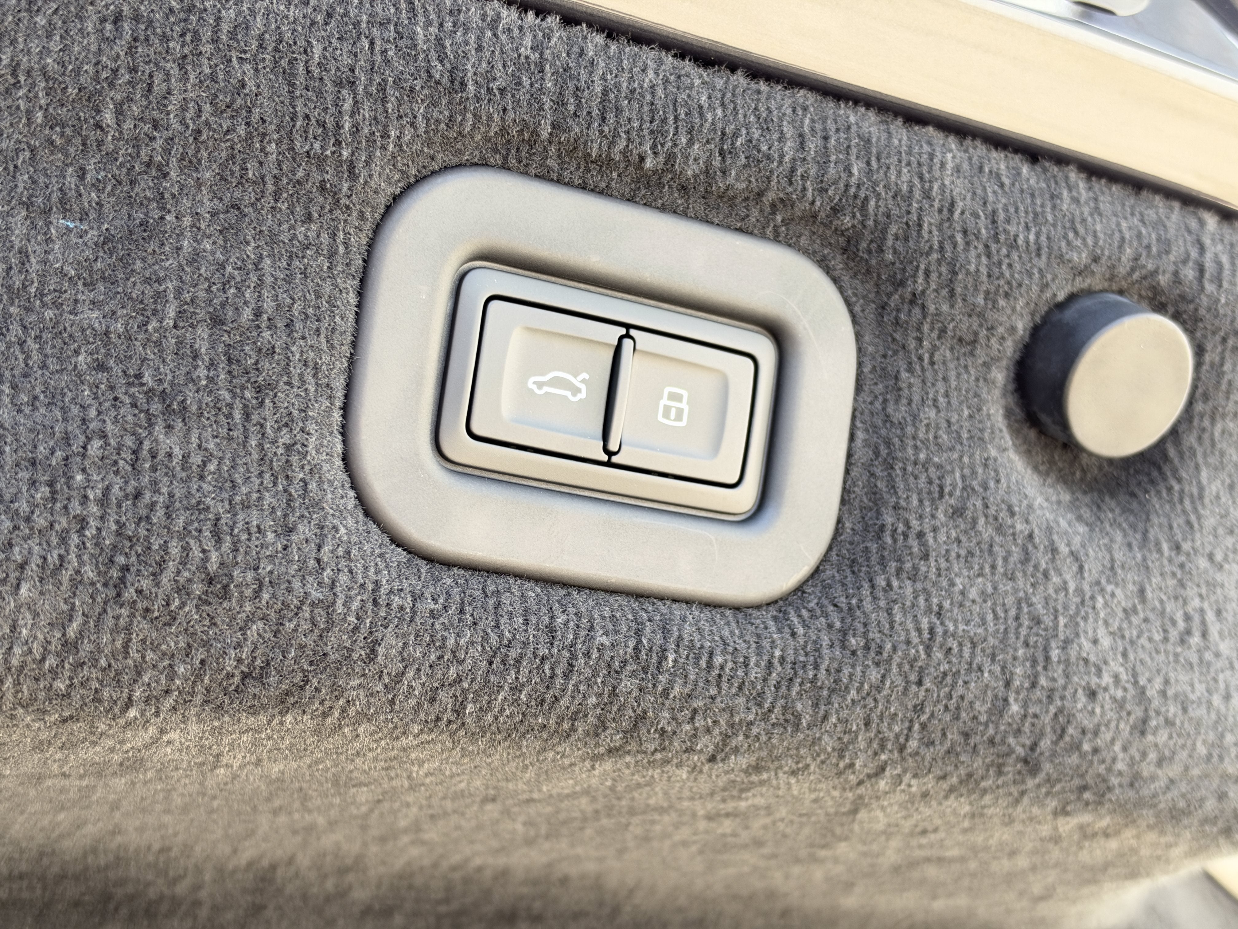 Used 2026 Gray Bentley GT Speed image 35