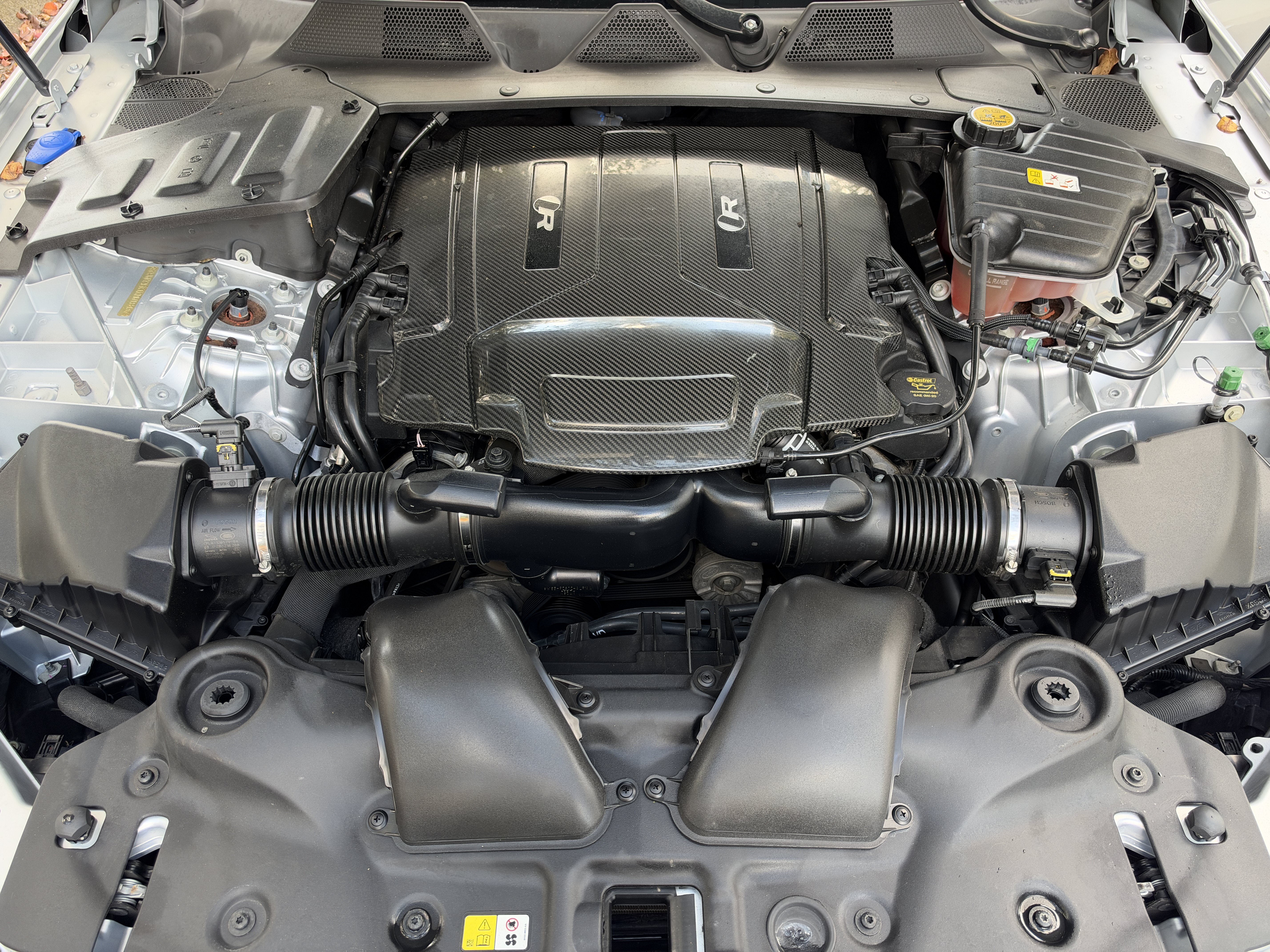 Used 2019 Silver Jaguar 575 image 9
