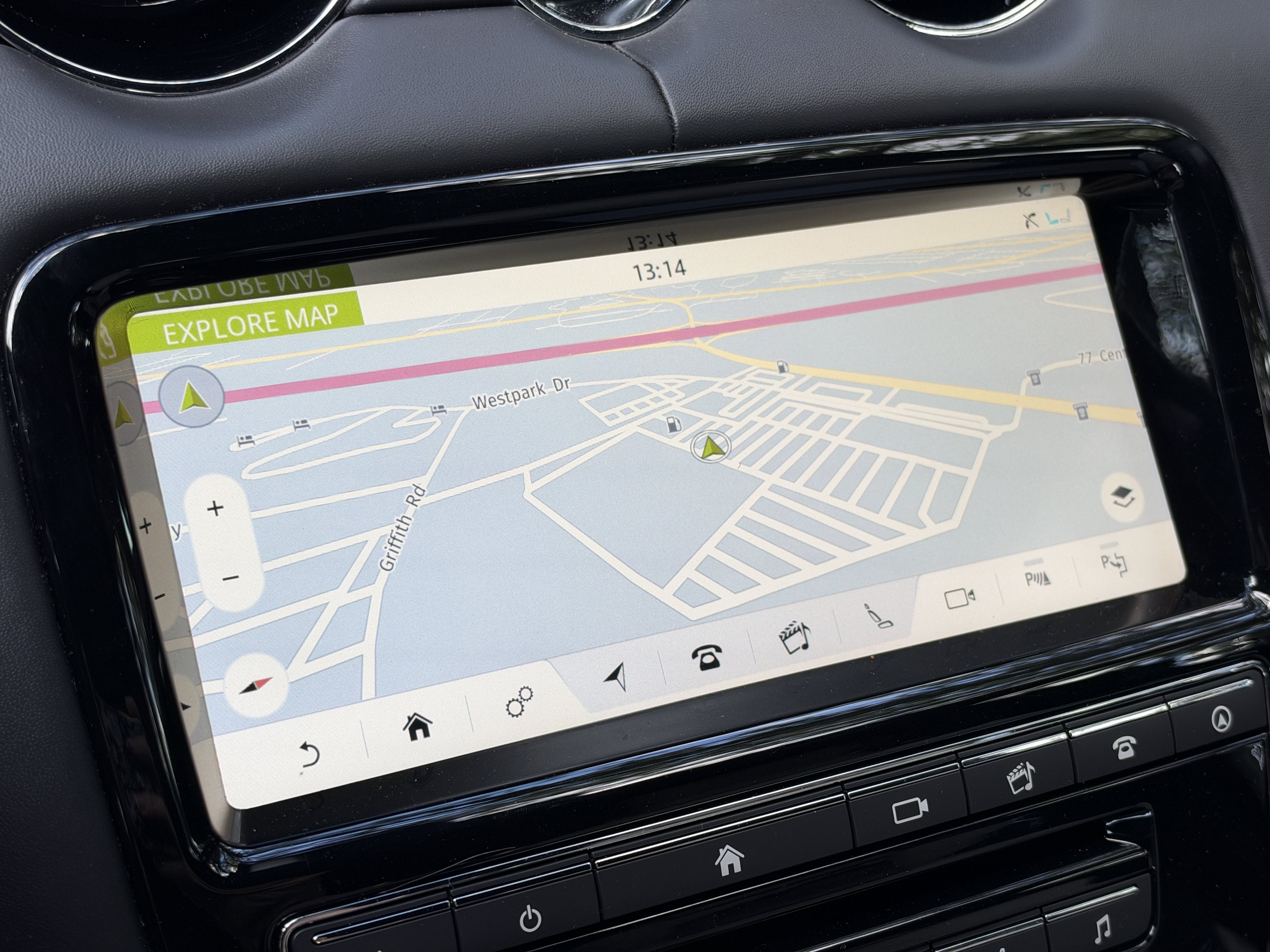Used 2019 Silver Jaguar 575 image 26