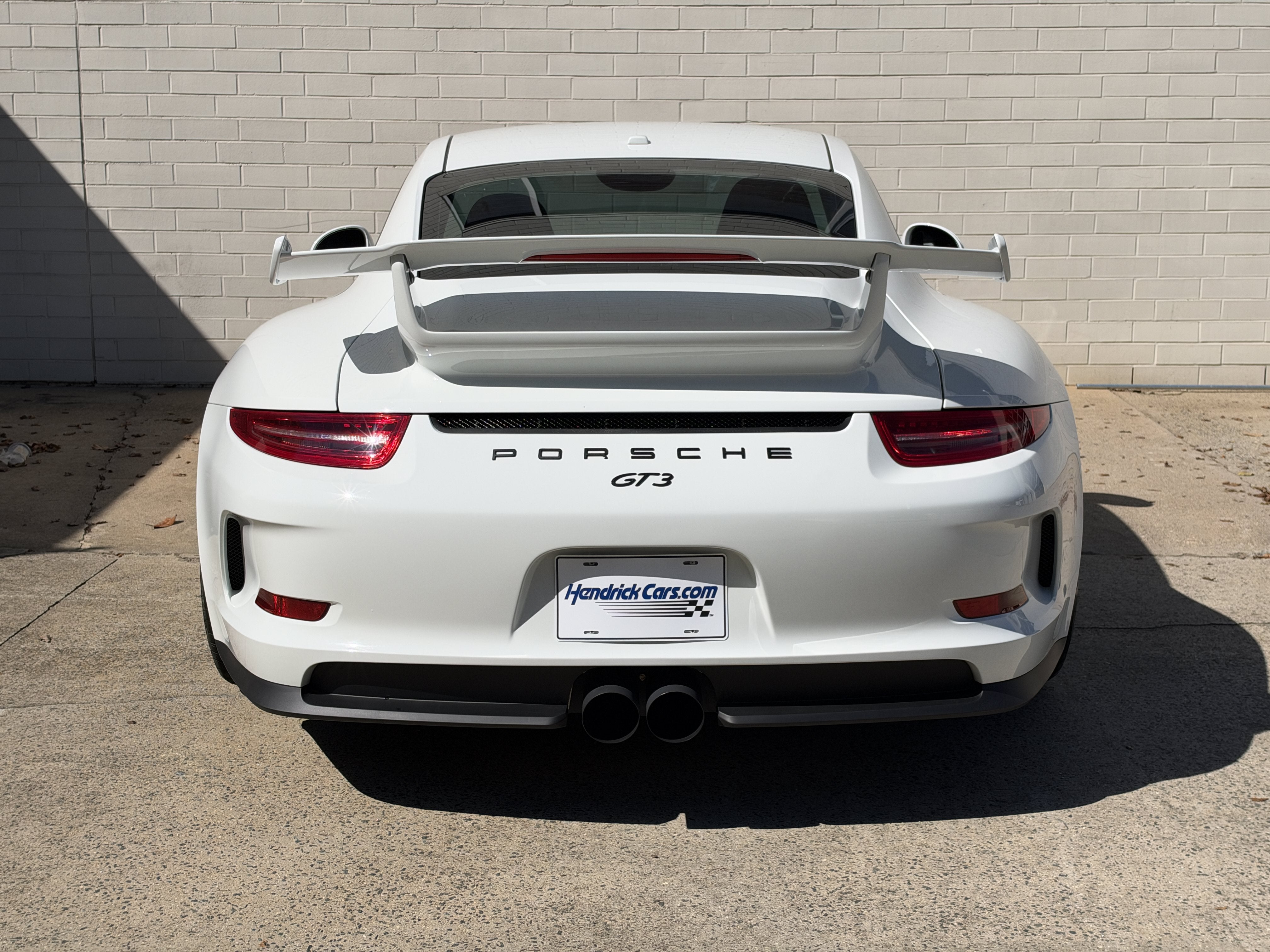 Used 2018  Porsche 4 image 4