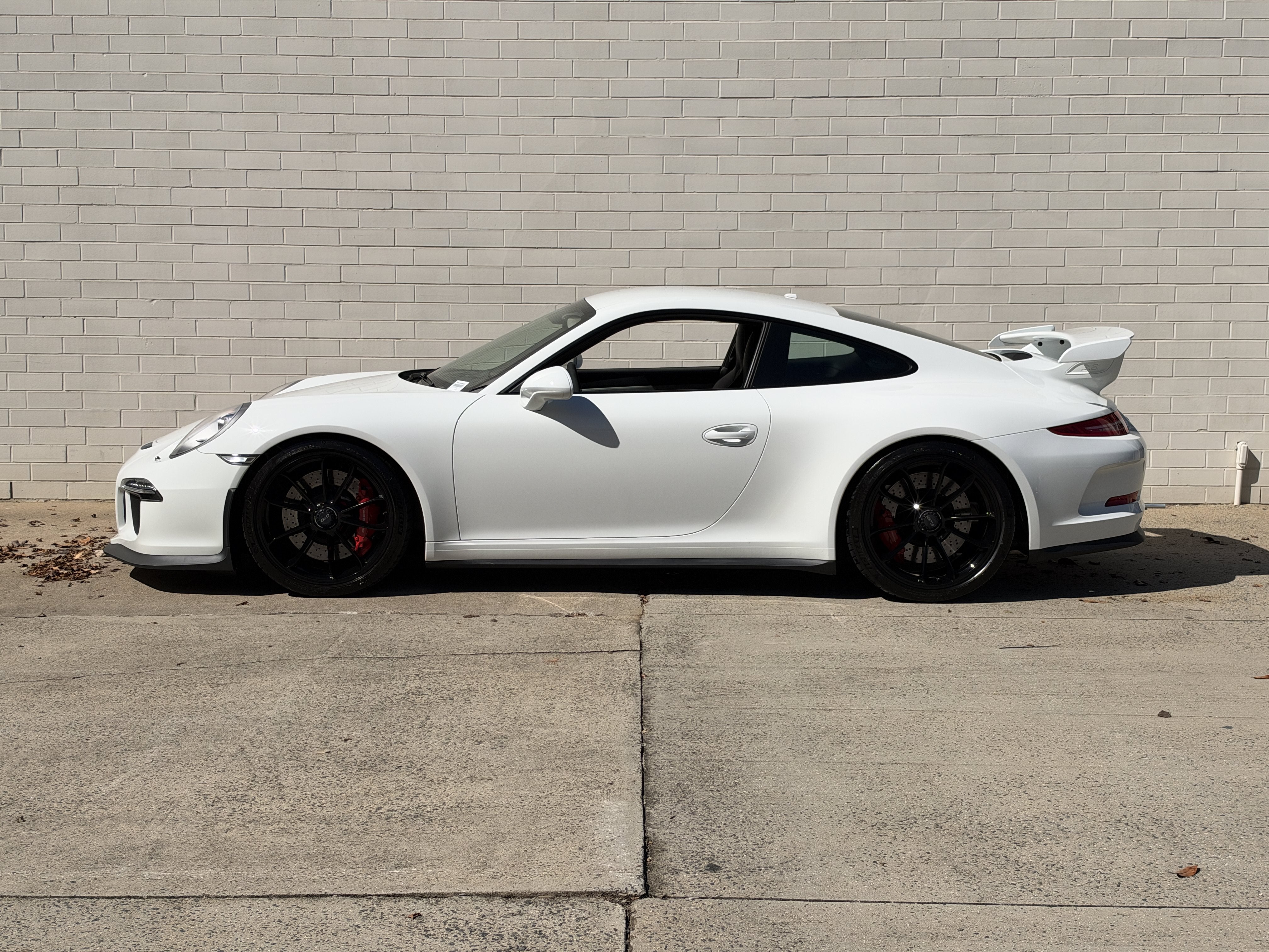 Used 2018  Porsche 4 image 6