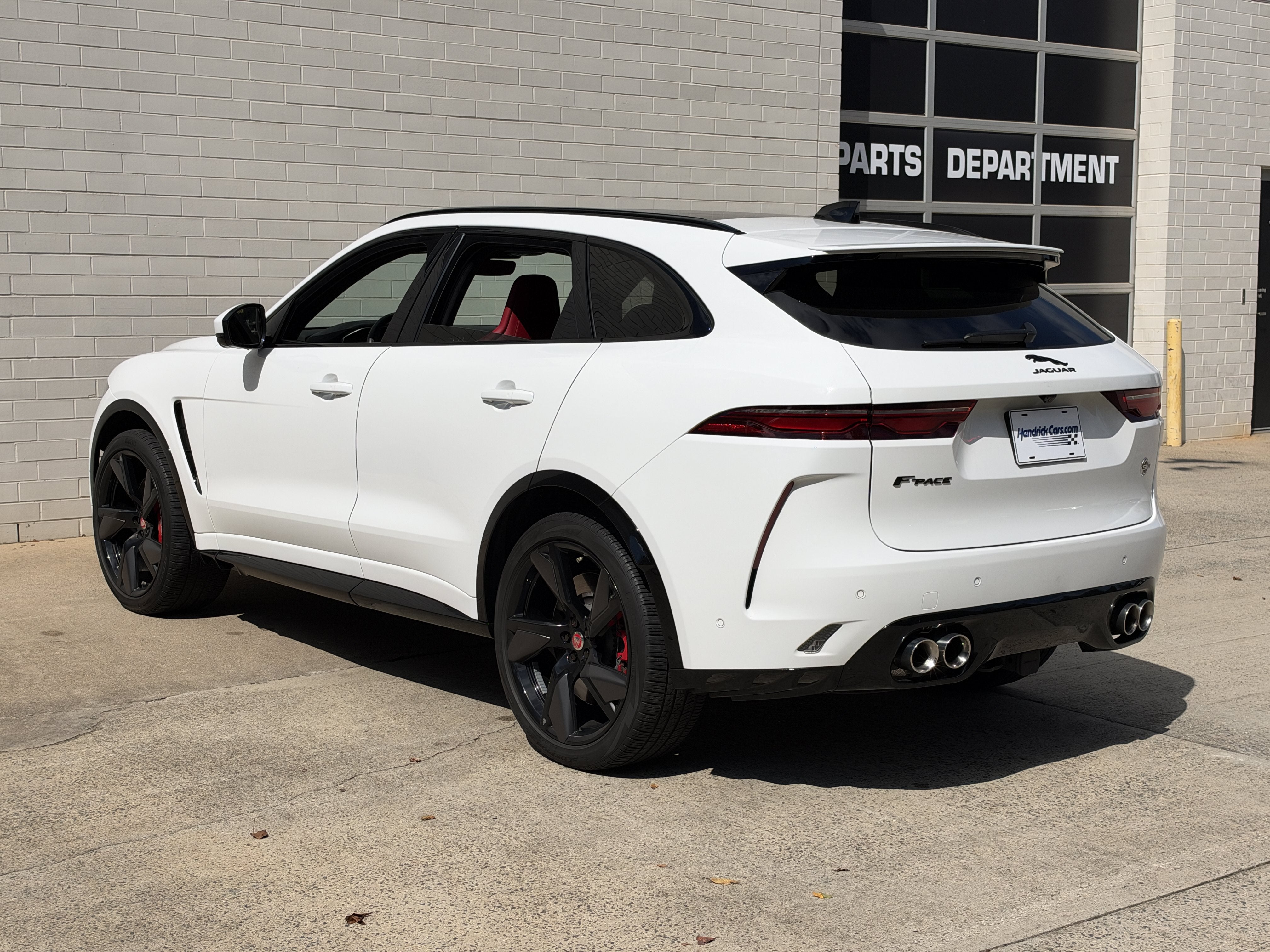 Used 2022 Fuji White Jaguar SVR image 5
