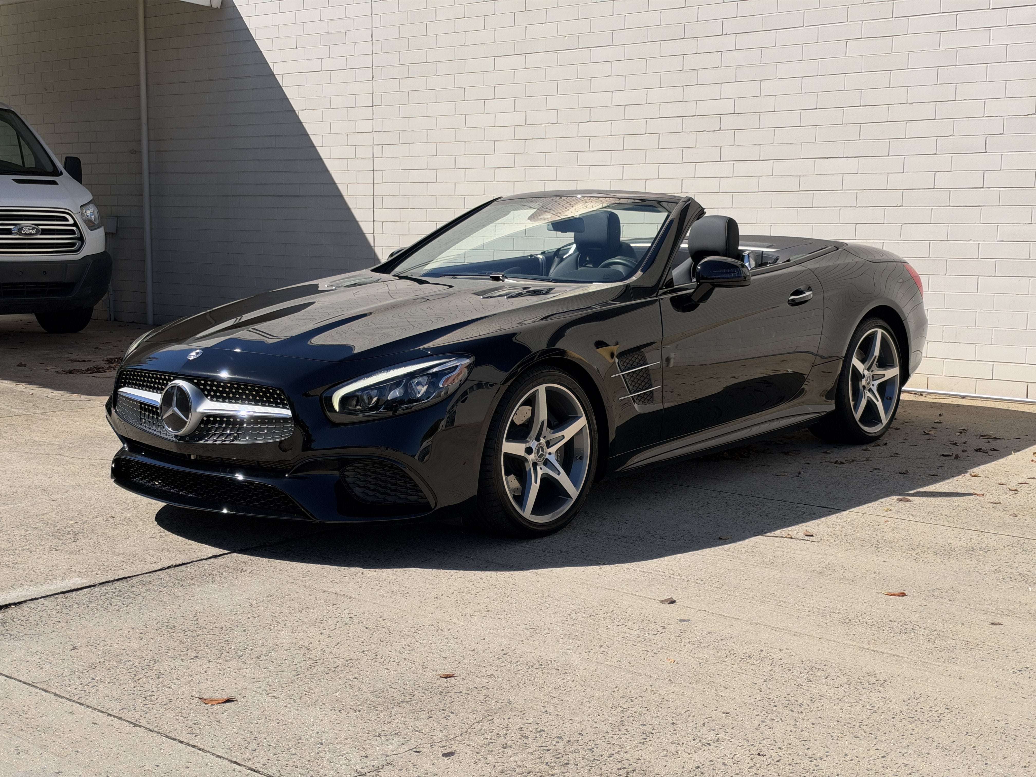 Used 2017 Black Mercedes-Benz 550 image 8