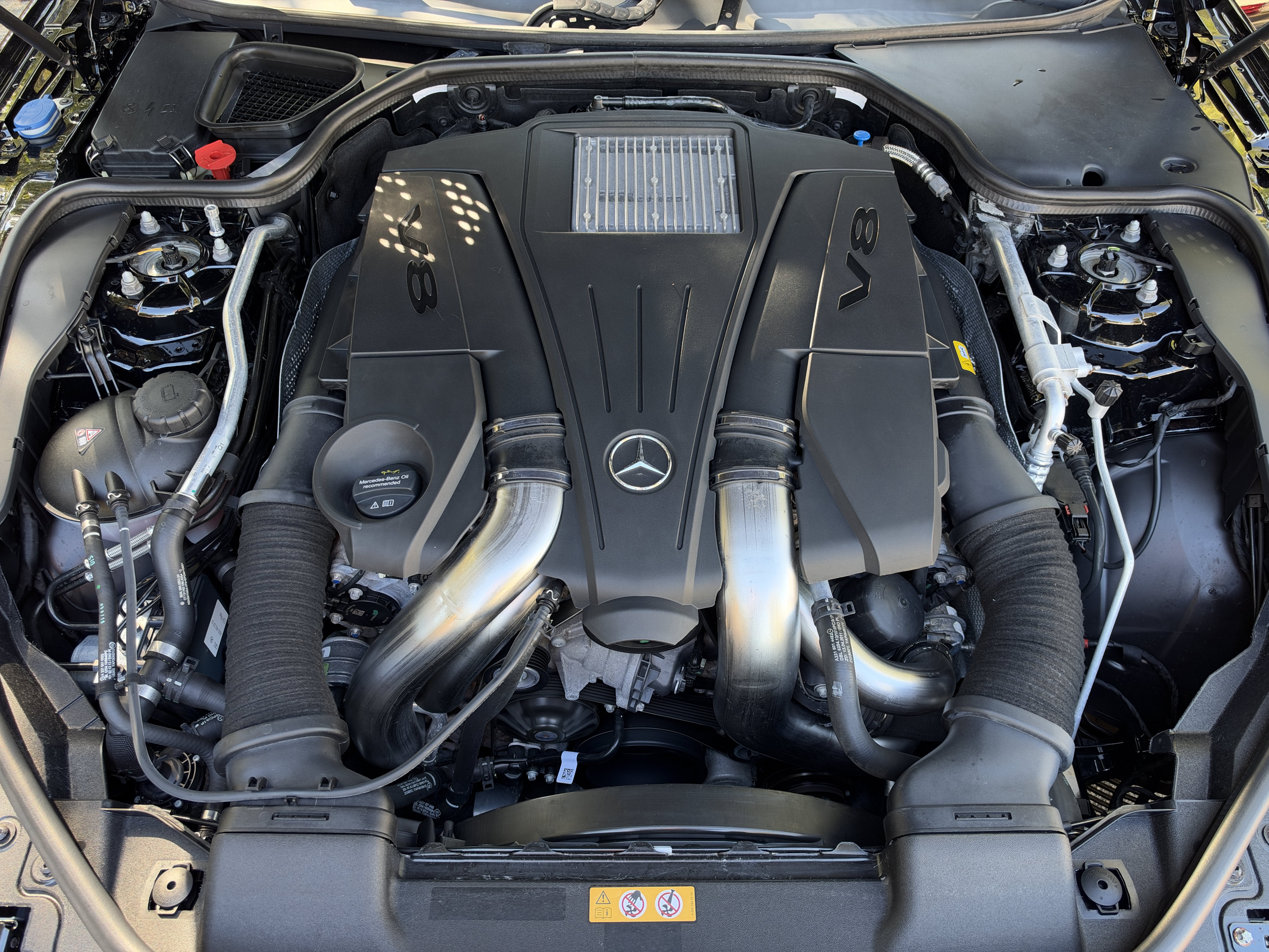 Used 2017 Black Mercedes-Benz 550 image 10