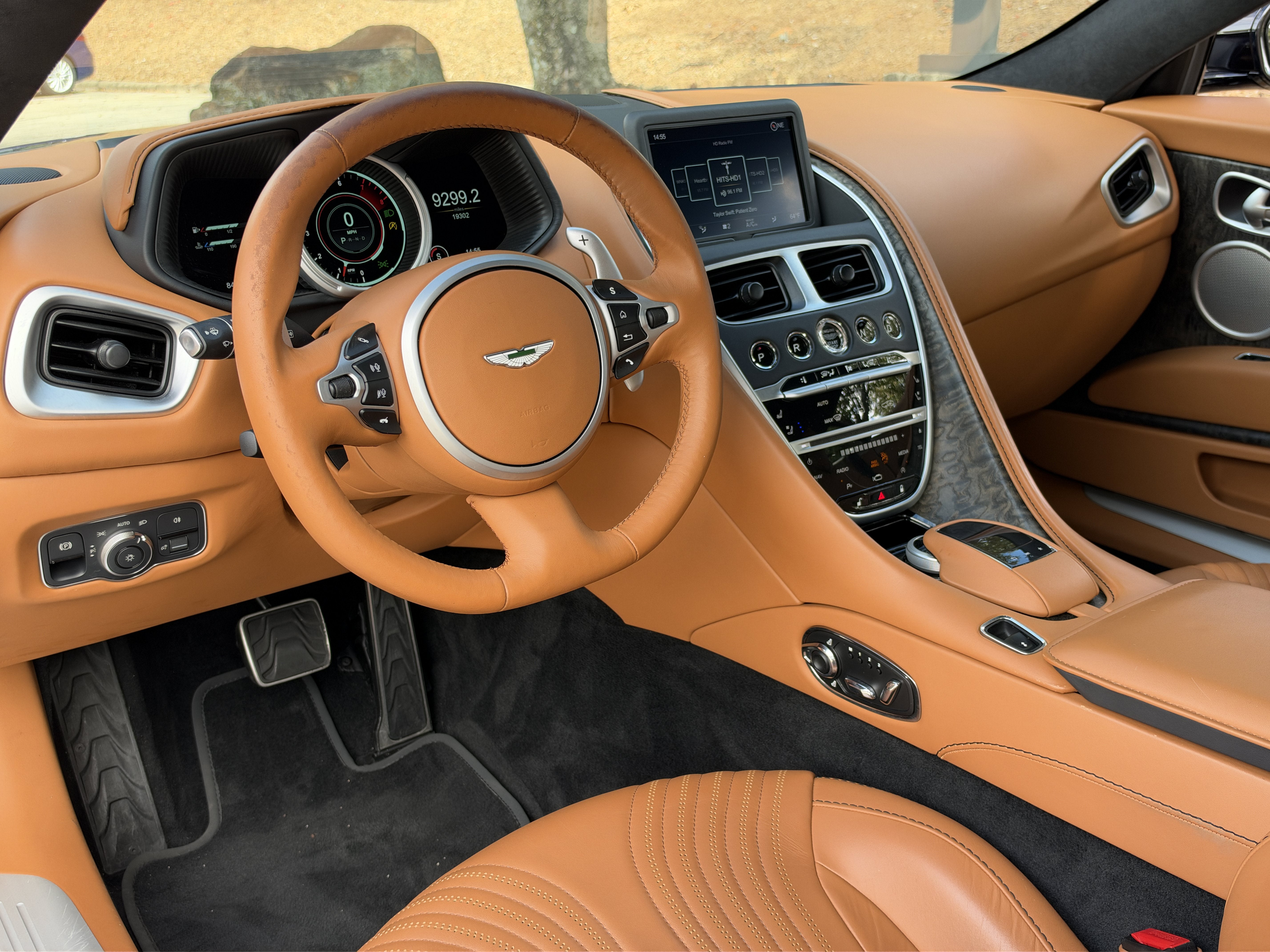 Used 2023 Black Aston Martin V8 image 3
