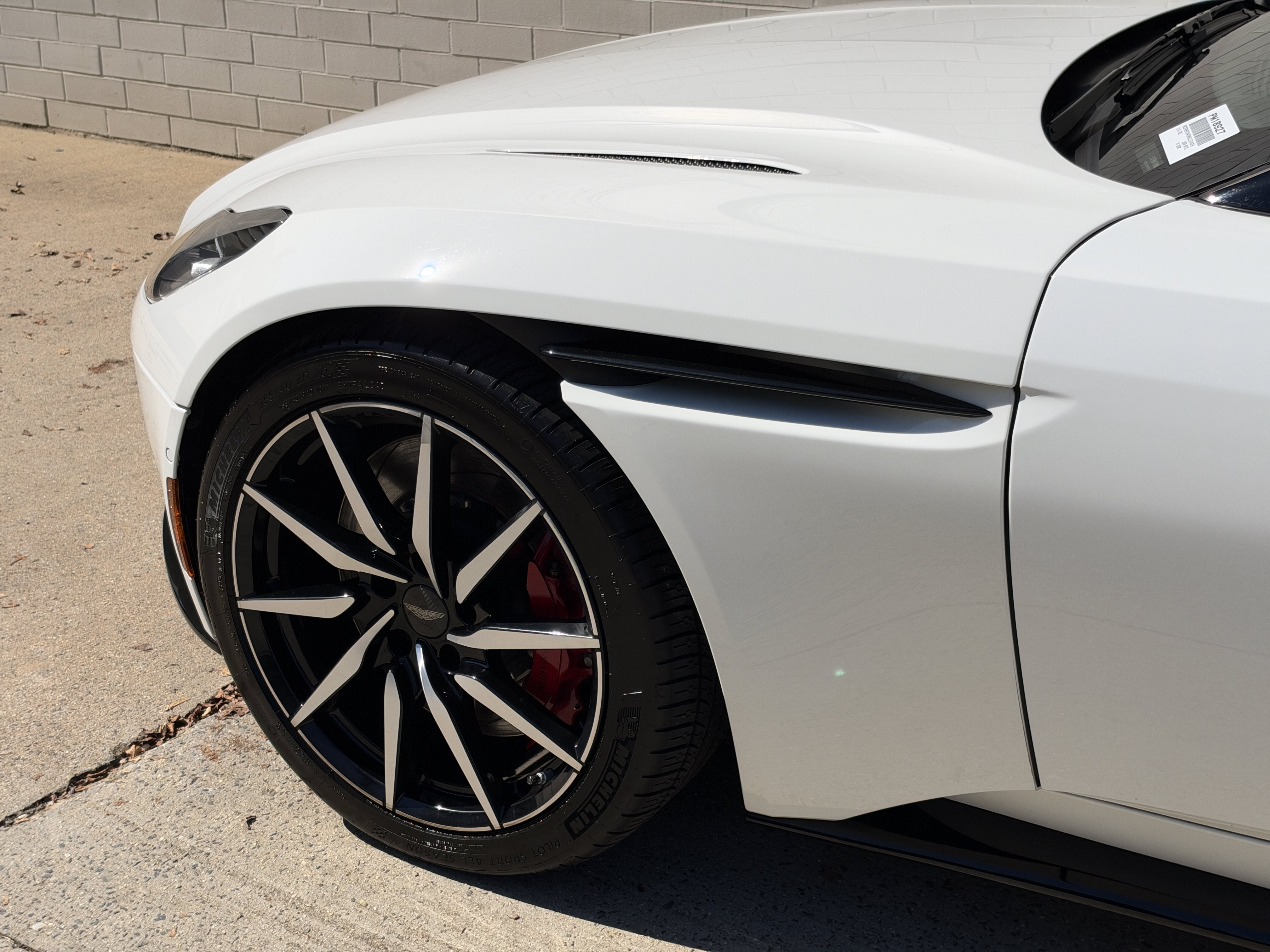 Used 2021 Lunar Aston Martin  image 9