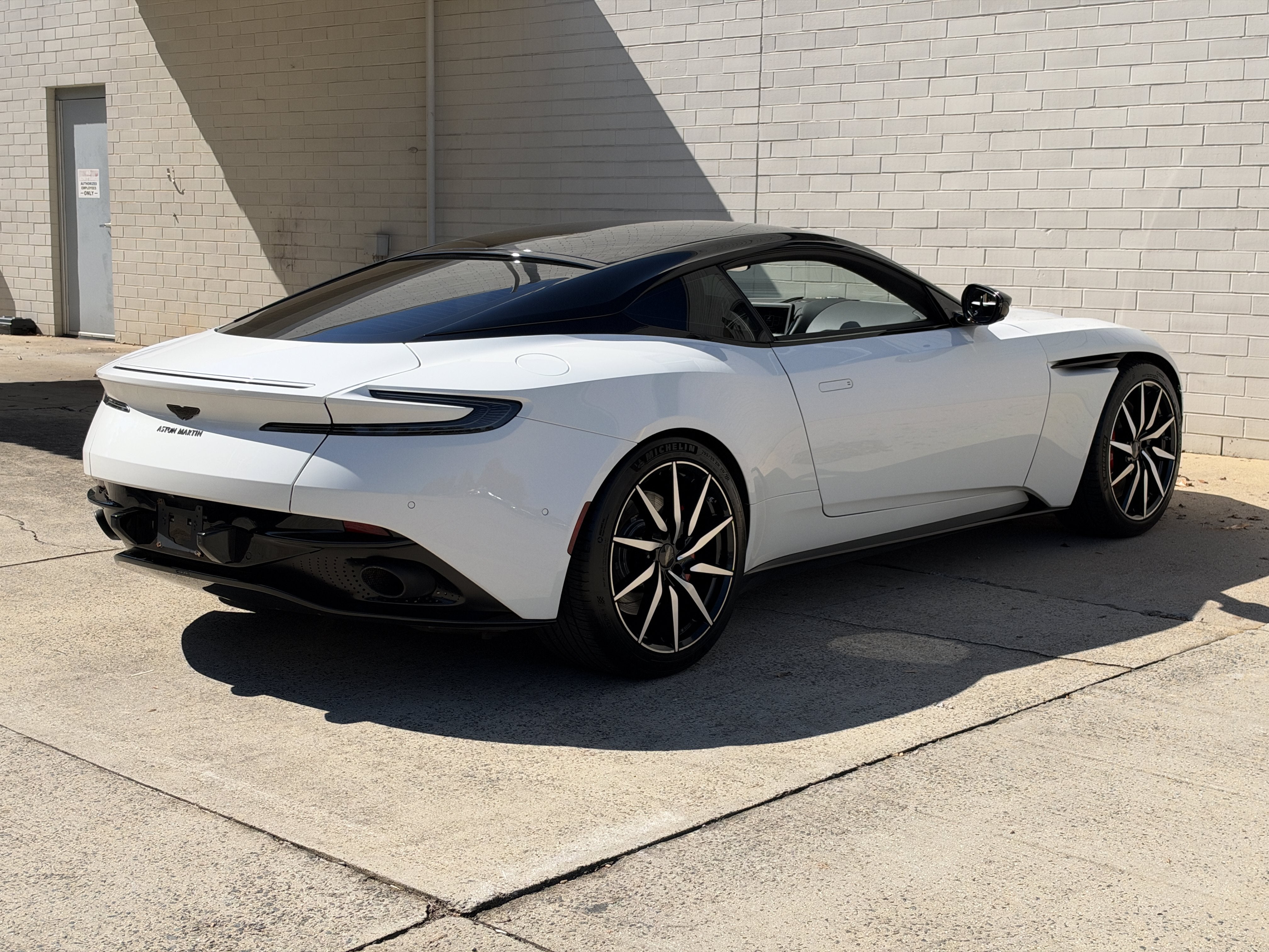 Used 2021 Lunar Aston Martin  image 17