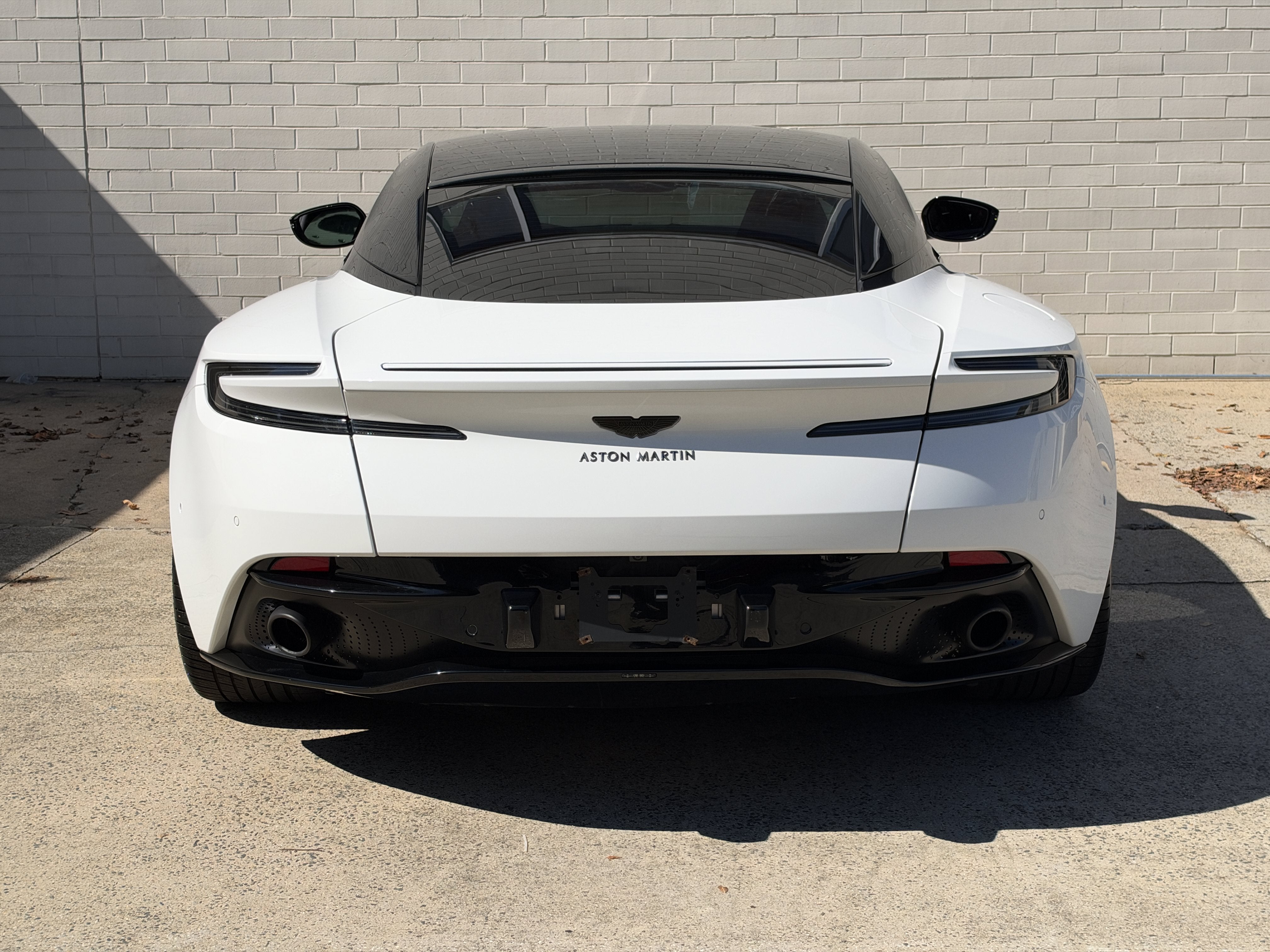 Used 2021 Lunar Aston Martin  image 18