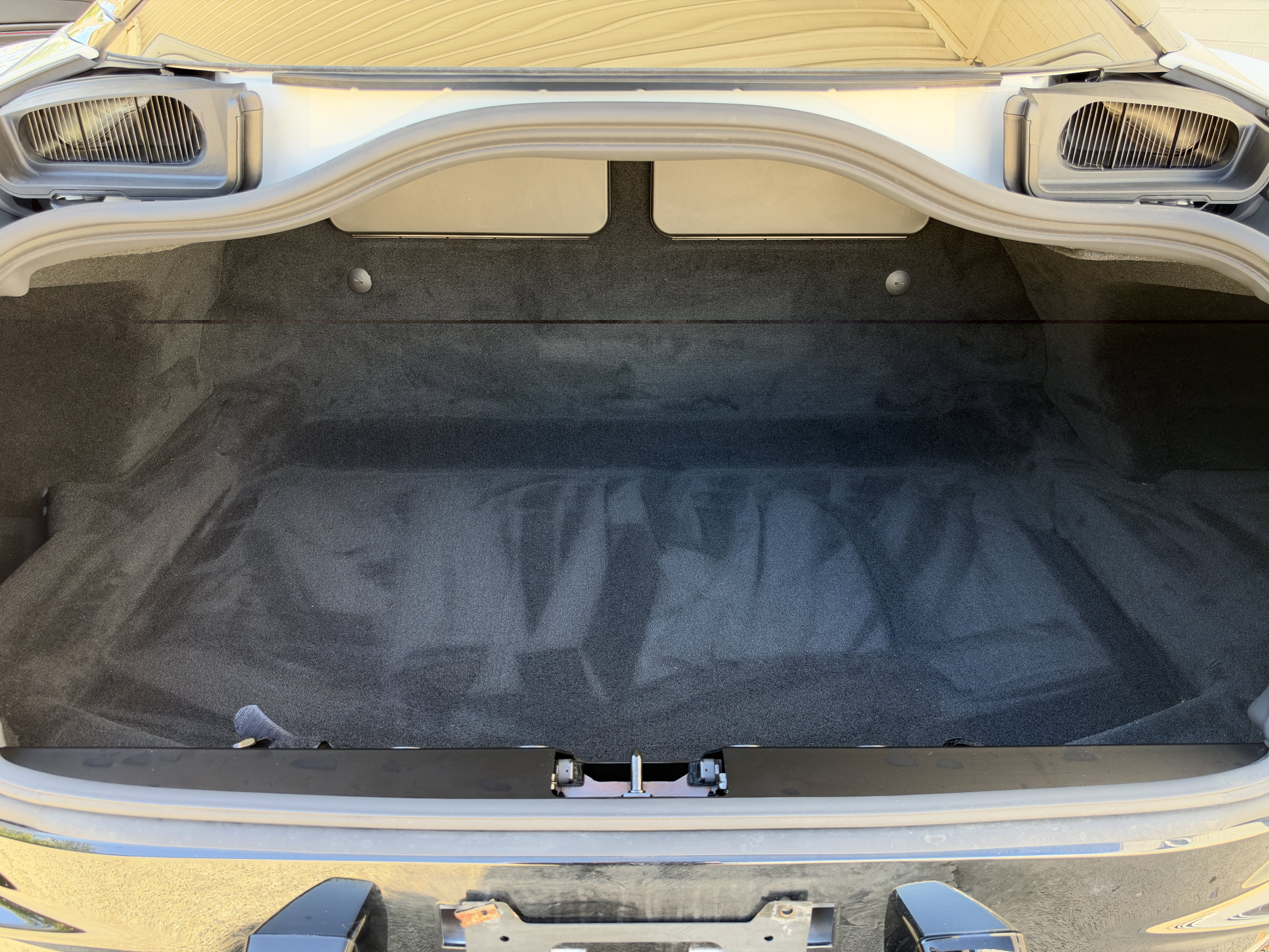 Used 2021 Lunar Aston Martin  image 37