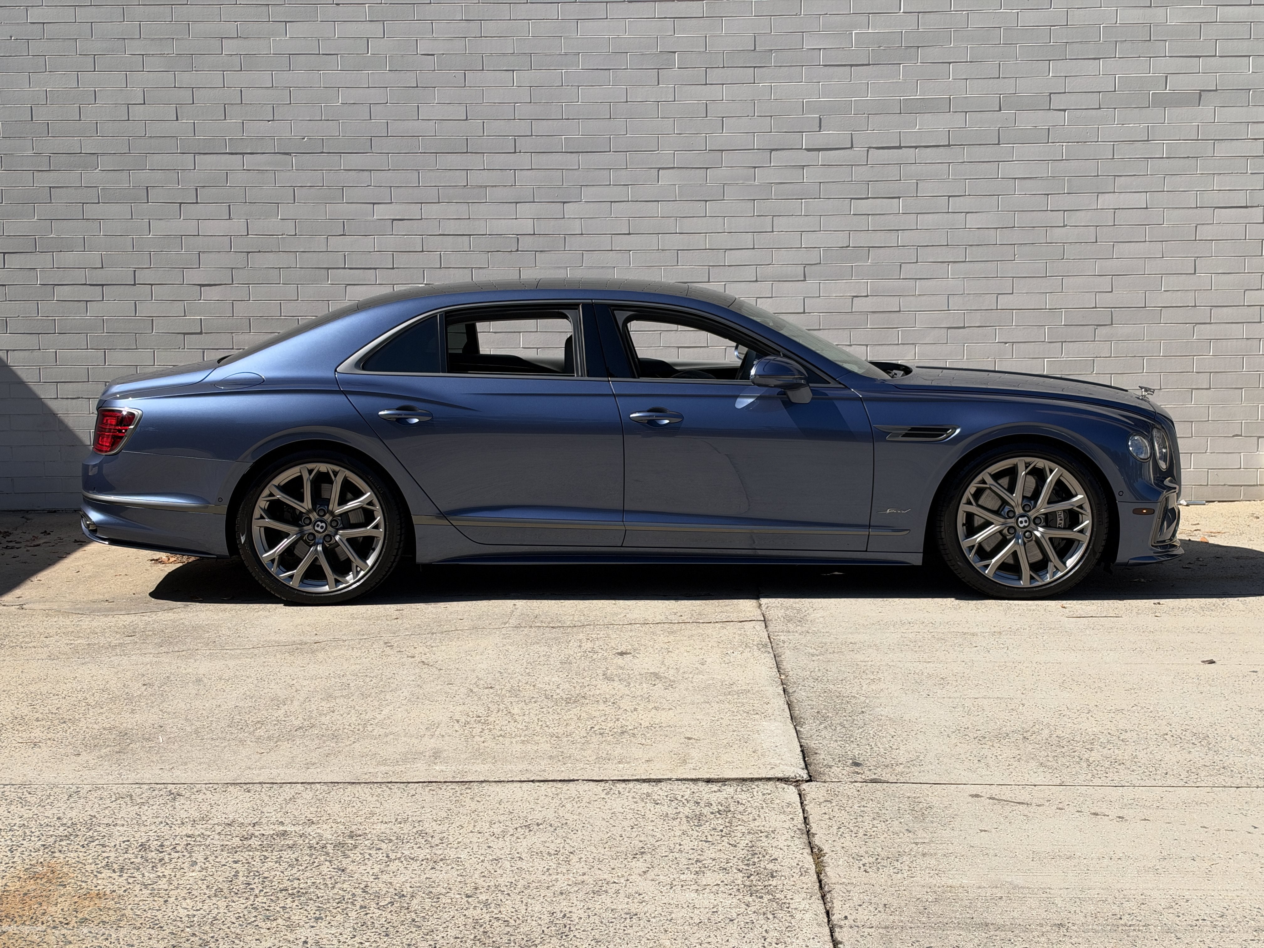 Used 2025 Blue Bentley Speed image 7