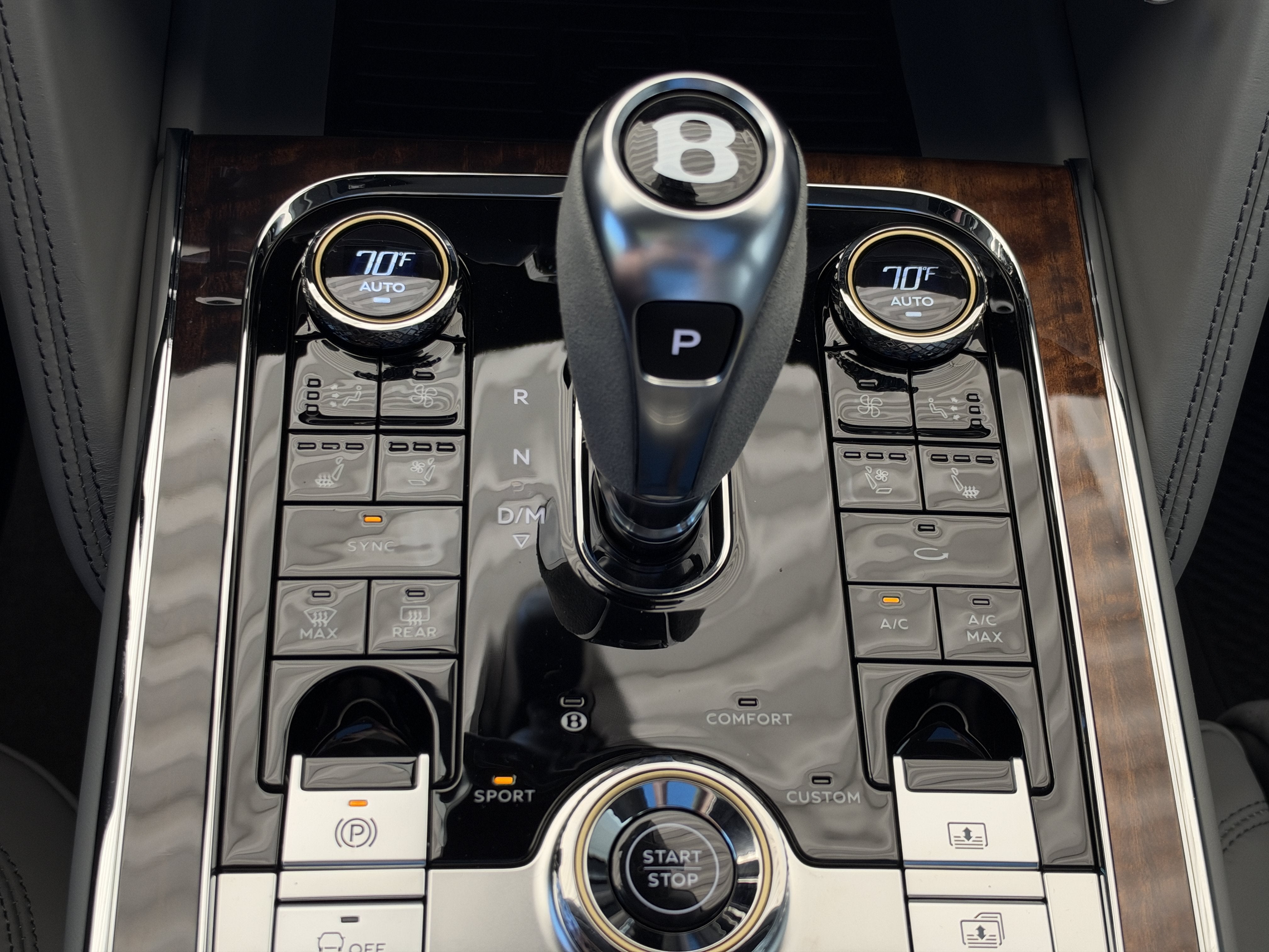 Used 2025 Blue Bentley Speed image 31